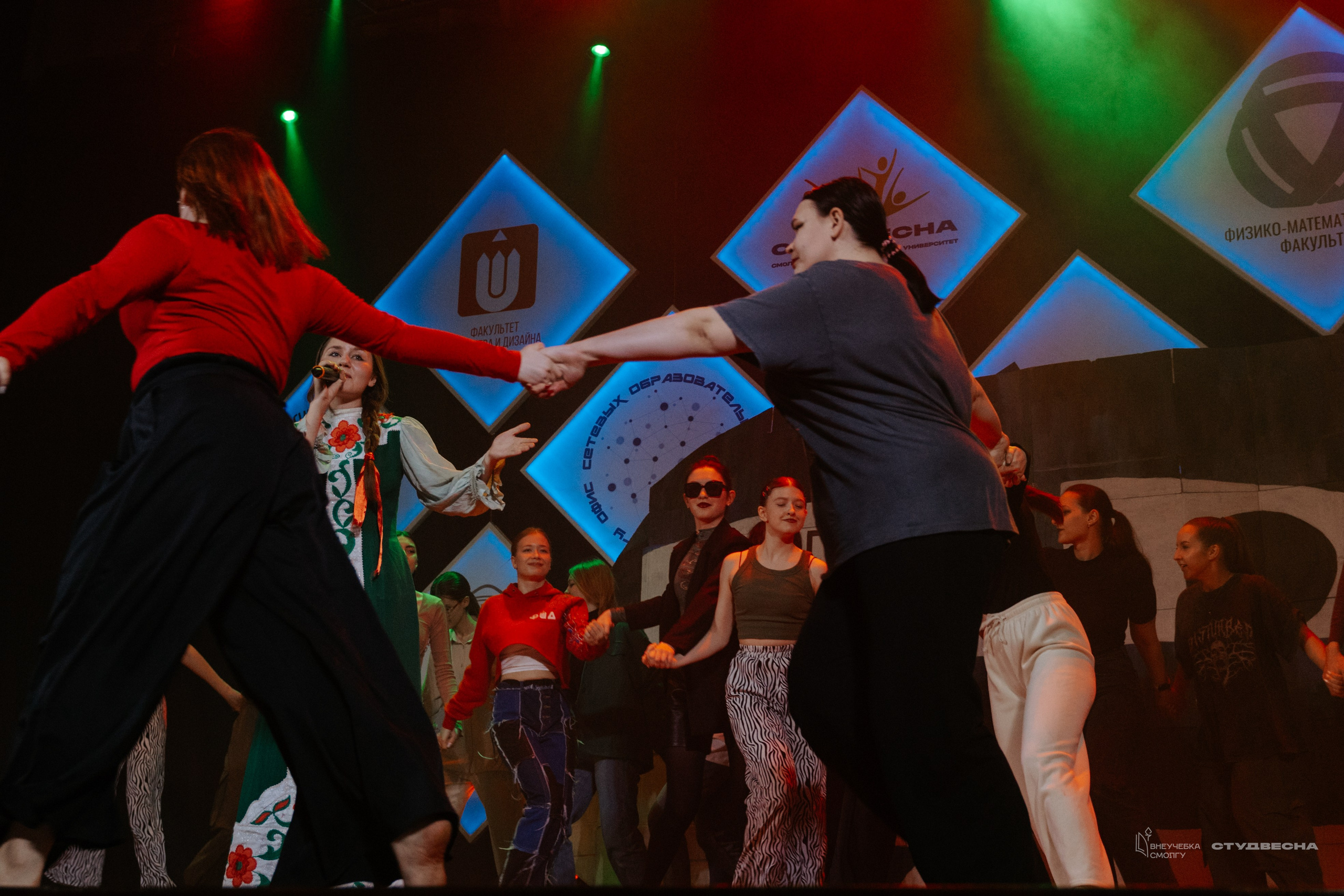 СмолГУ — Студвесна — Концертные программы — День 1. KiPPER Gallery — Фотограф