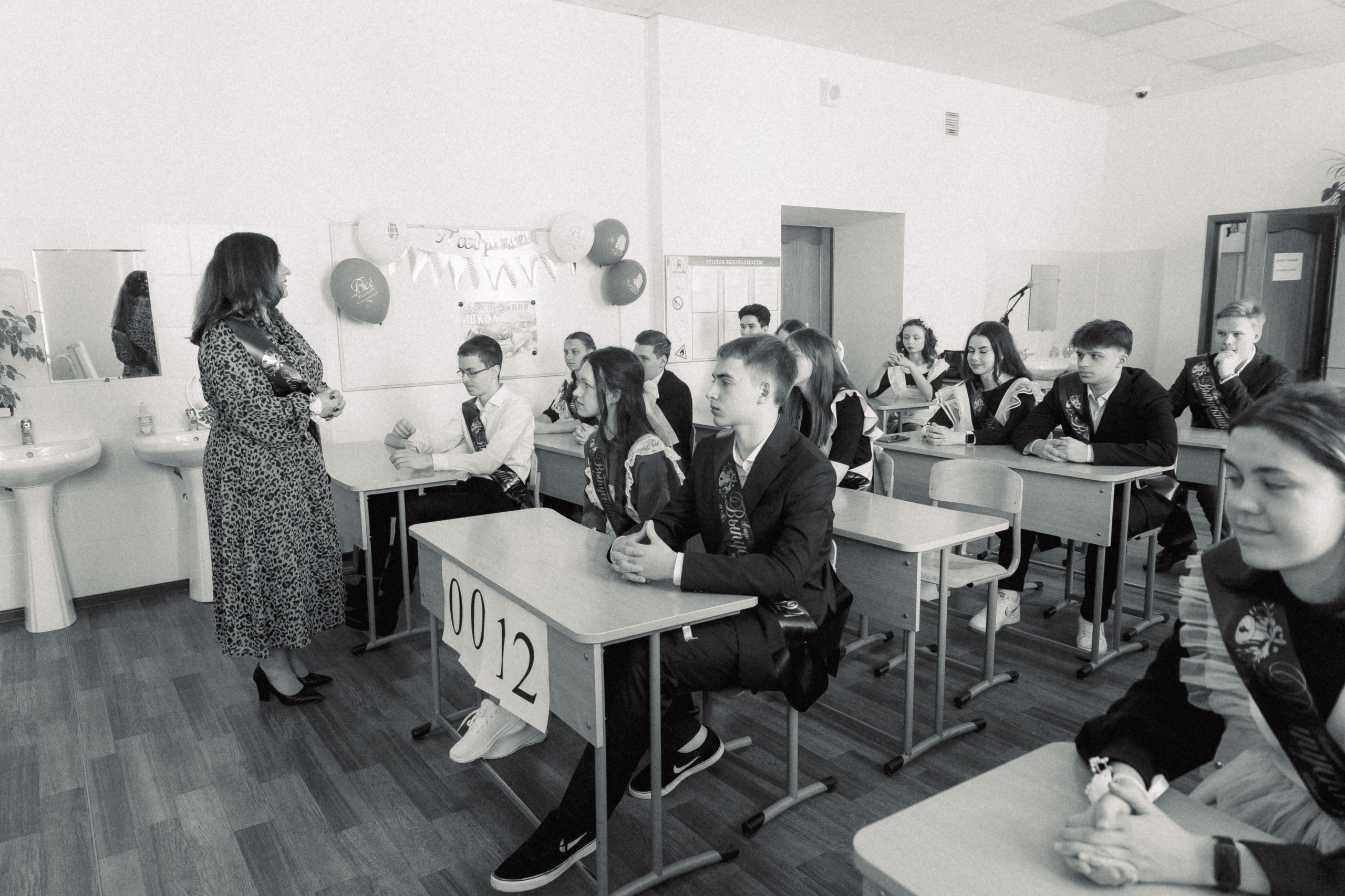 Последний звонок. Фотограф в Кронштадте и Санкт-Петербурге Анастасия Коваленко