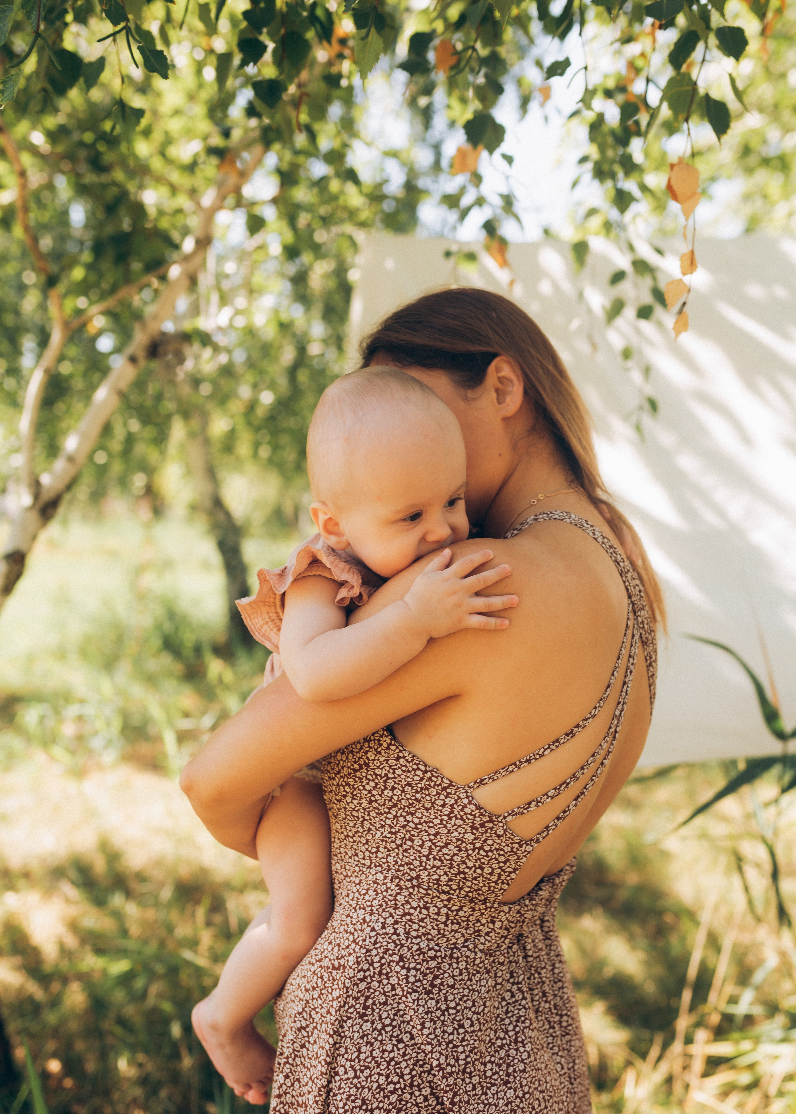 Девочки в березовой роще. Фотограф в Приморско-Ахтарске Марьяна Чопко