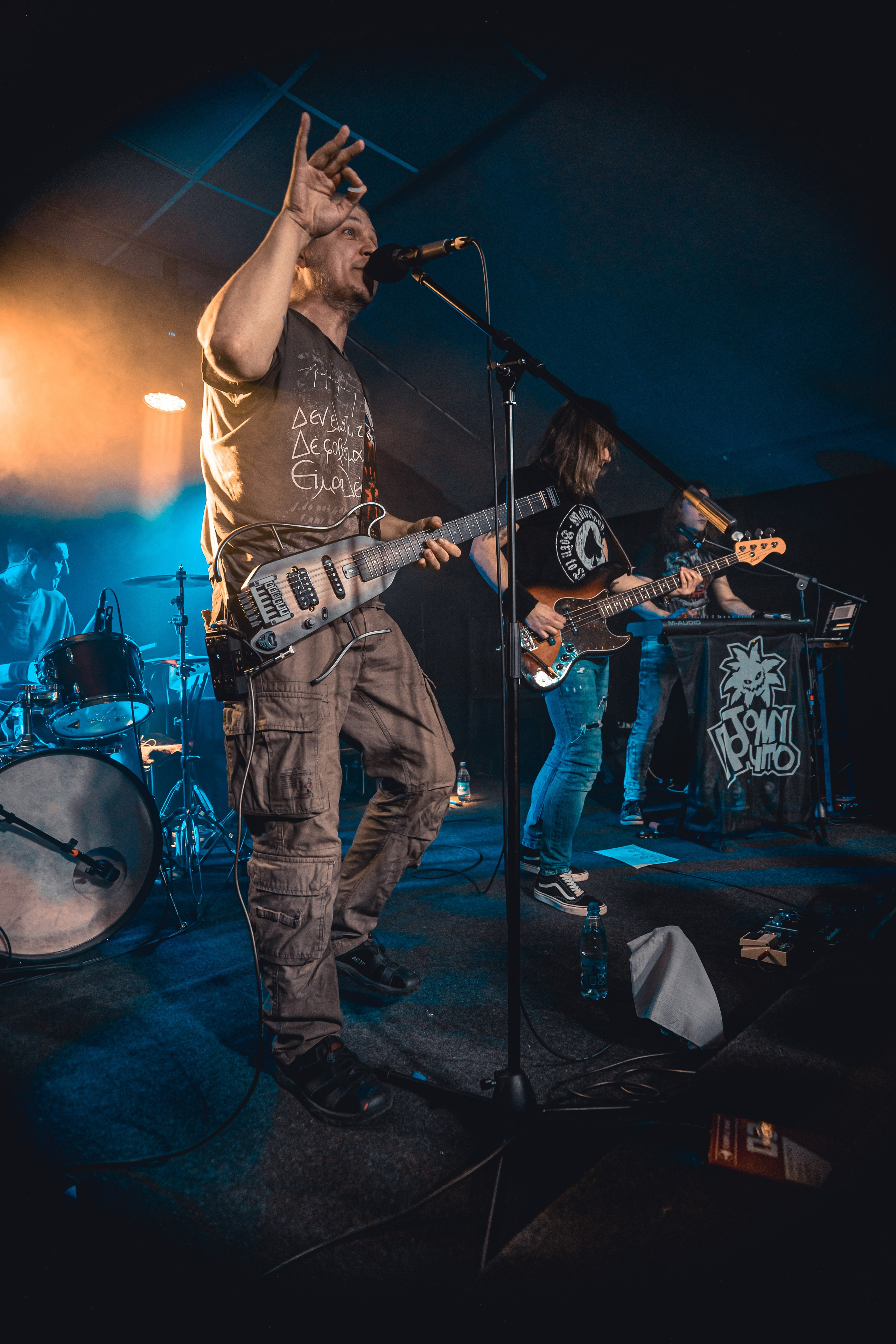 Потомучто. Красноярск, 28.02.2025, бар 64/6. Фотограф Регина Крикунова г. Красноярск