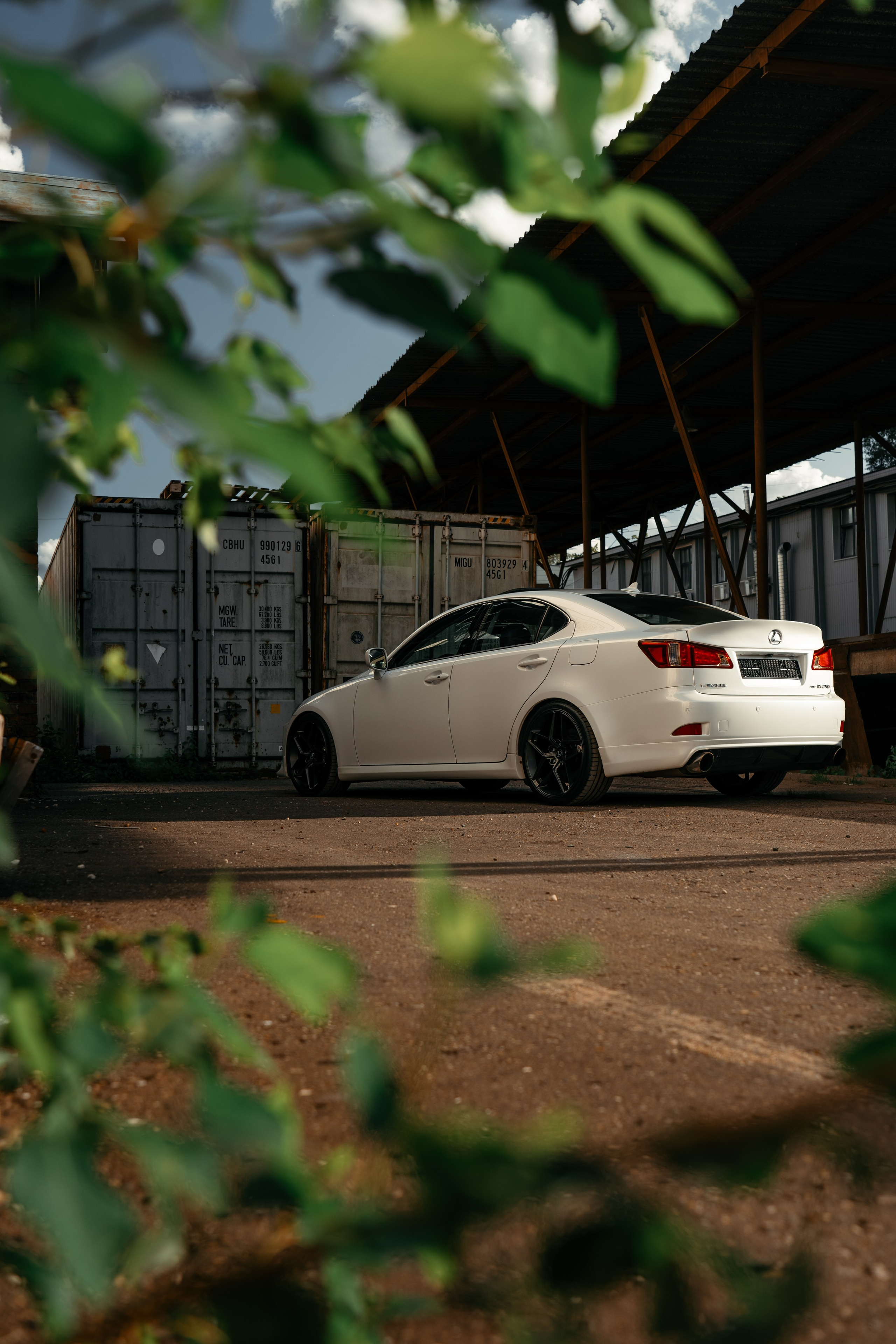 Lexus is250 sd_mov. DeLorein