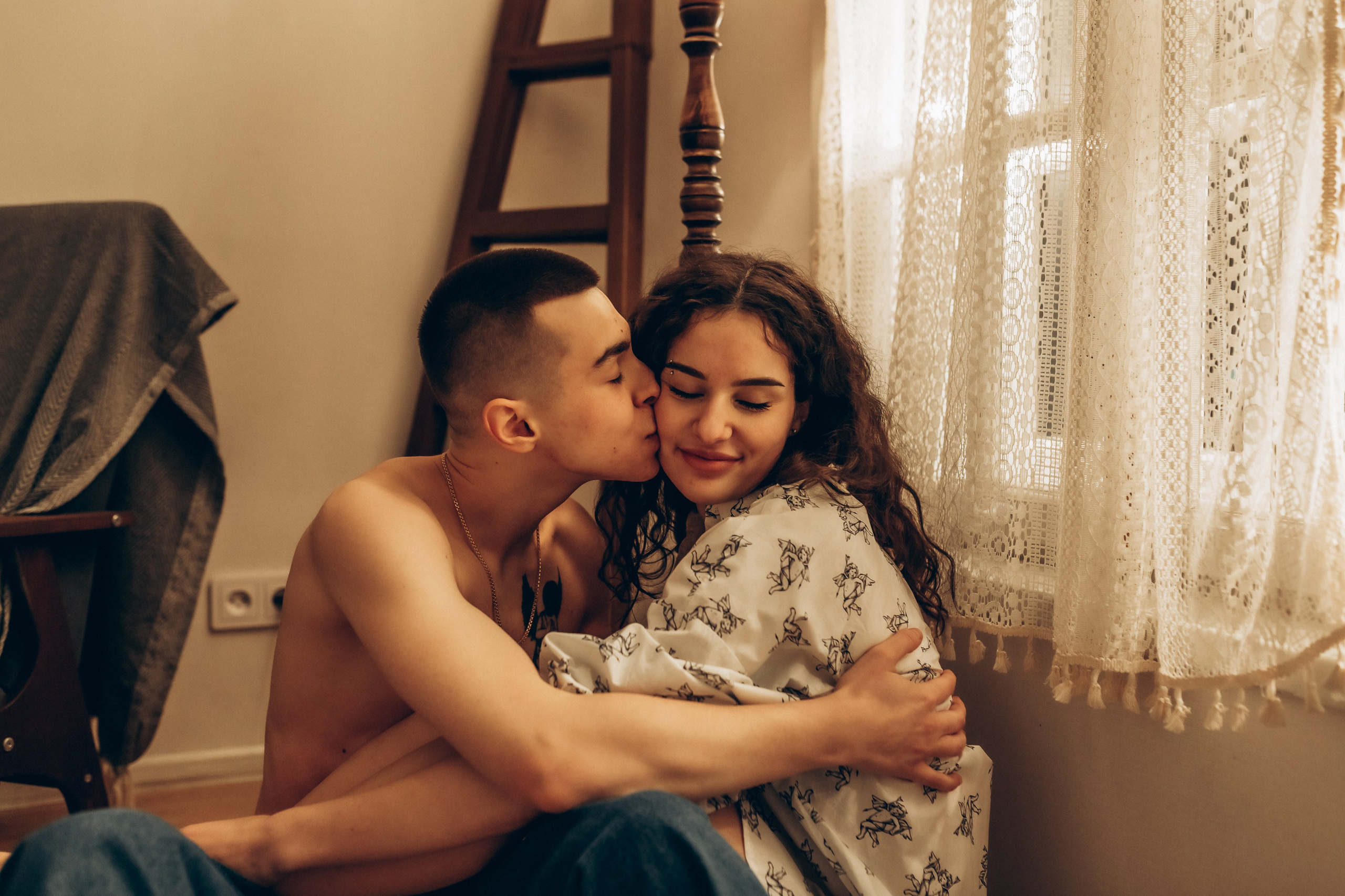 LoveStory Никита и Лиза в студии. Фотограф Санкт-Петербург Князева Елизавета