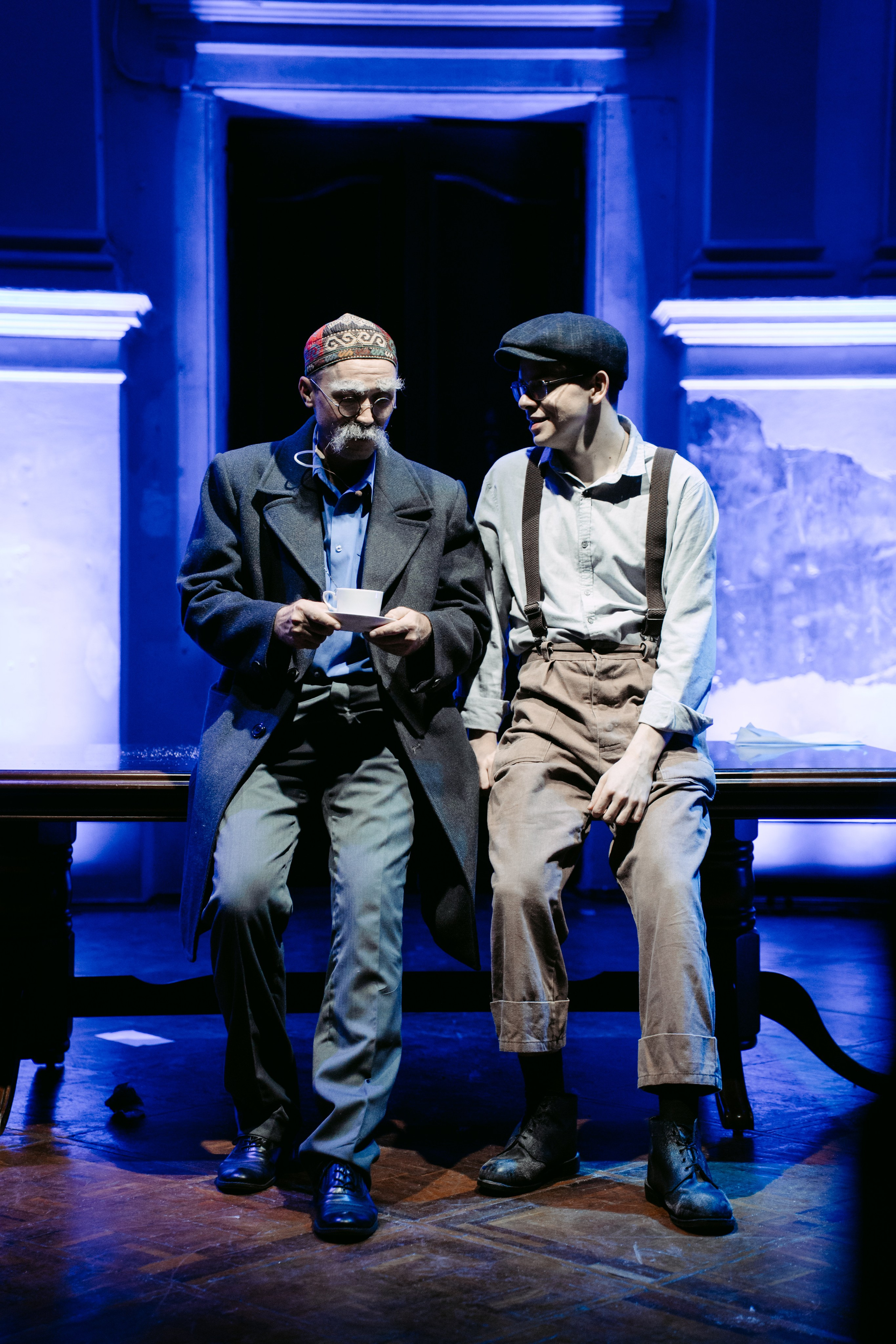 Горький оптимизм. Главная