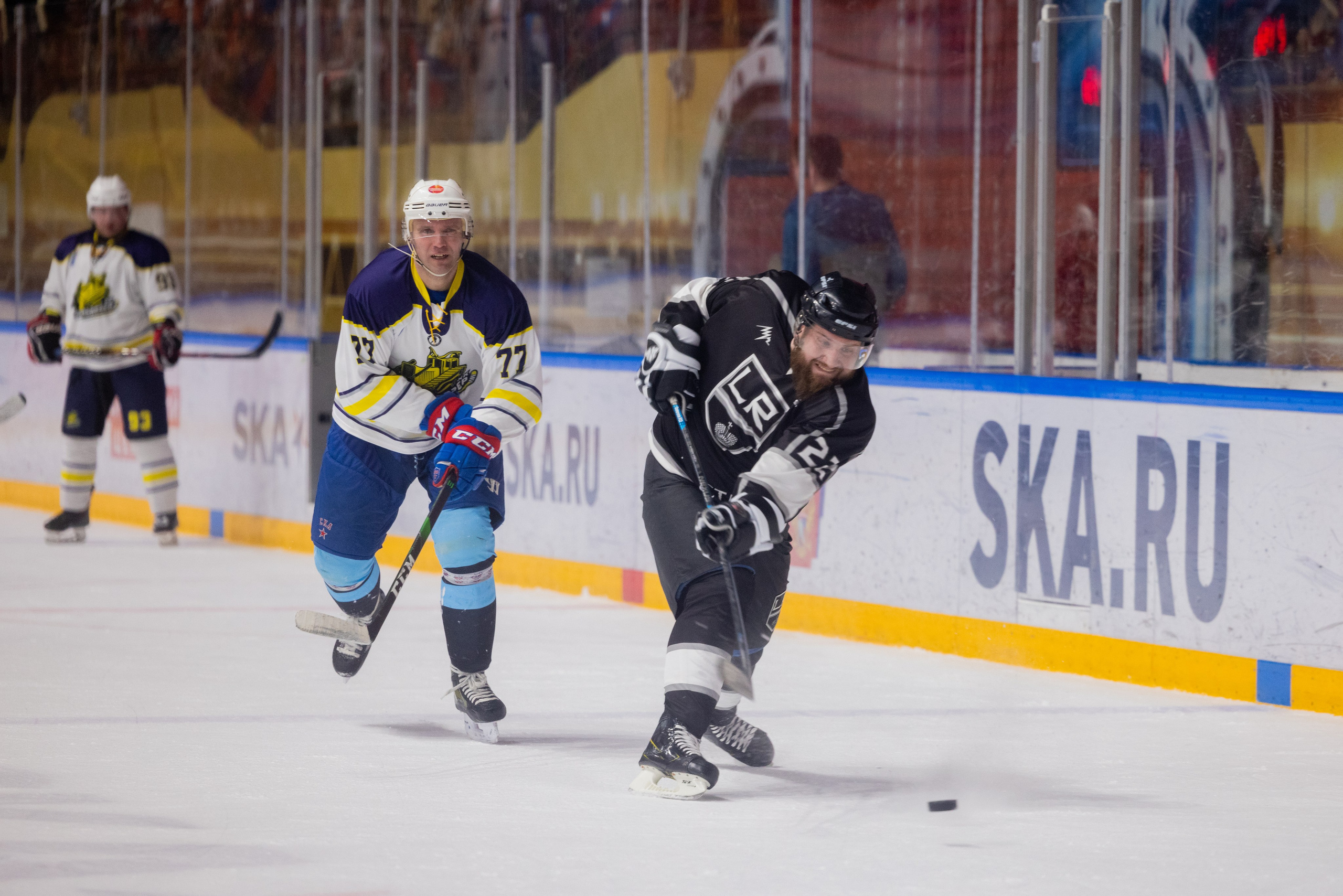 Бульдозер vs. LR-строй. Фотограф Александр Заломаев