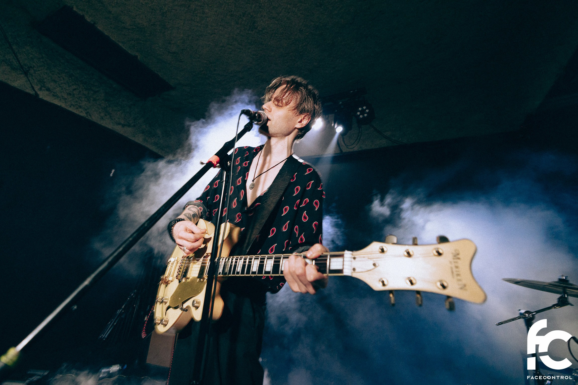 Sextape of Lovers & Granma. Face Control: Crónica social, anuncios de eventos y reportajes fotográficos