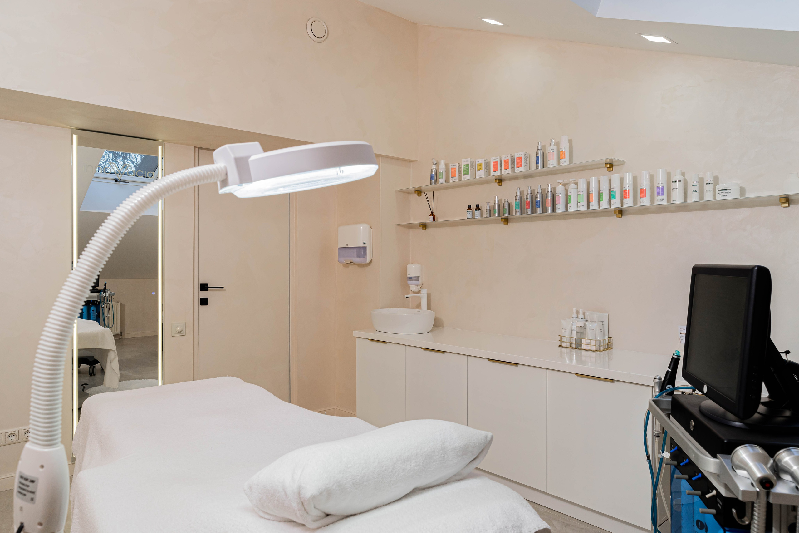 Медицинские учреждения