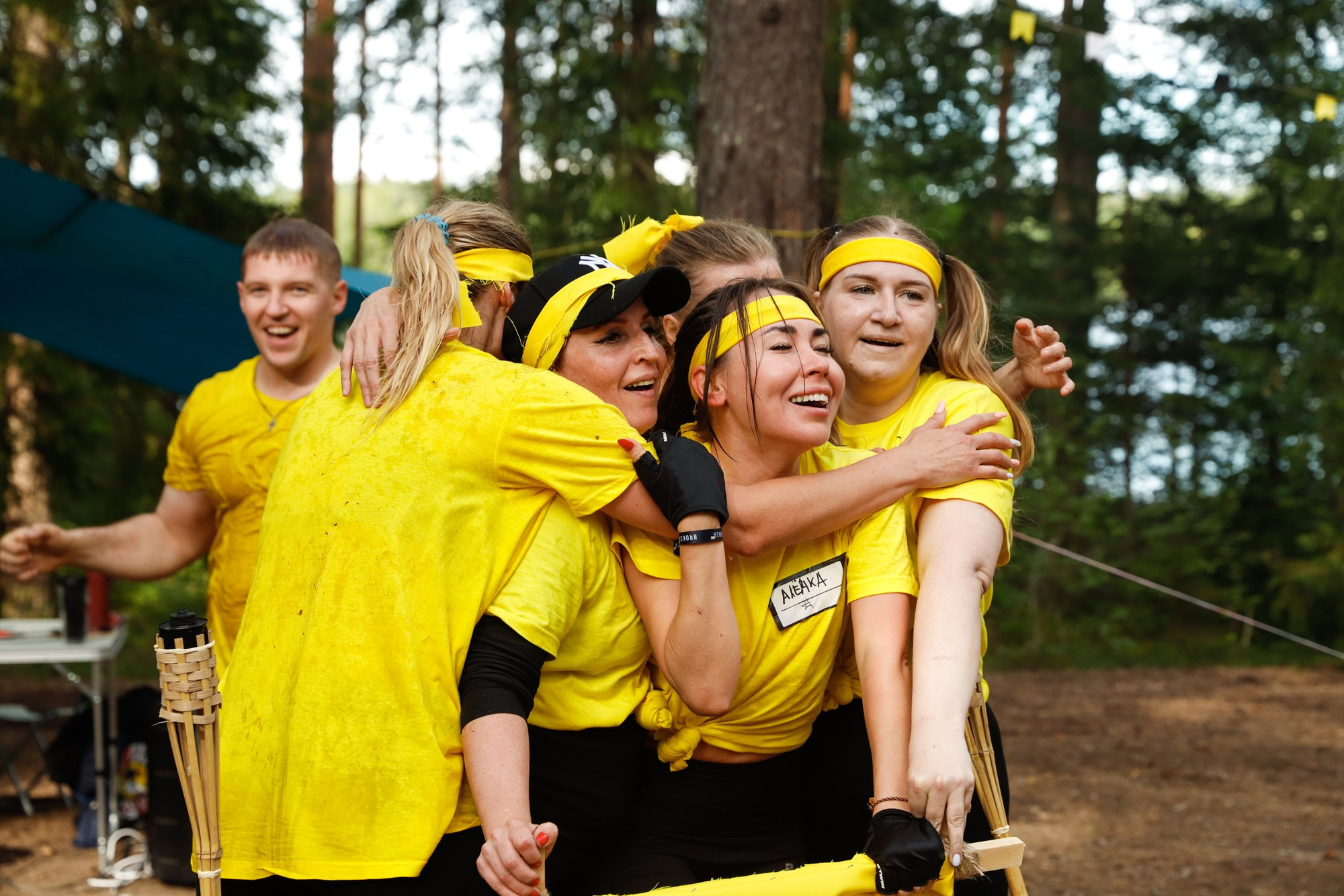 «Последний герой» в лагере для взрослых «Изи». Фотограф Дарья Попова