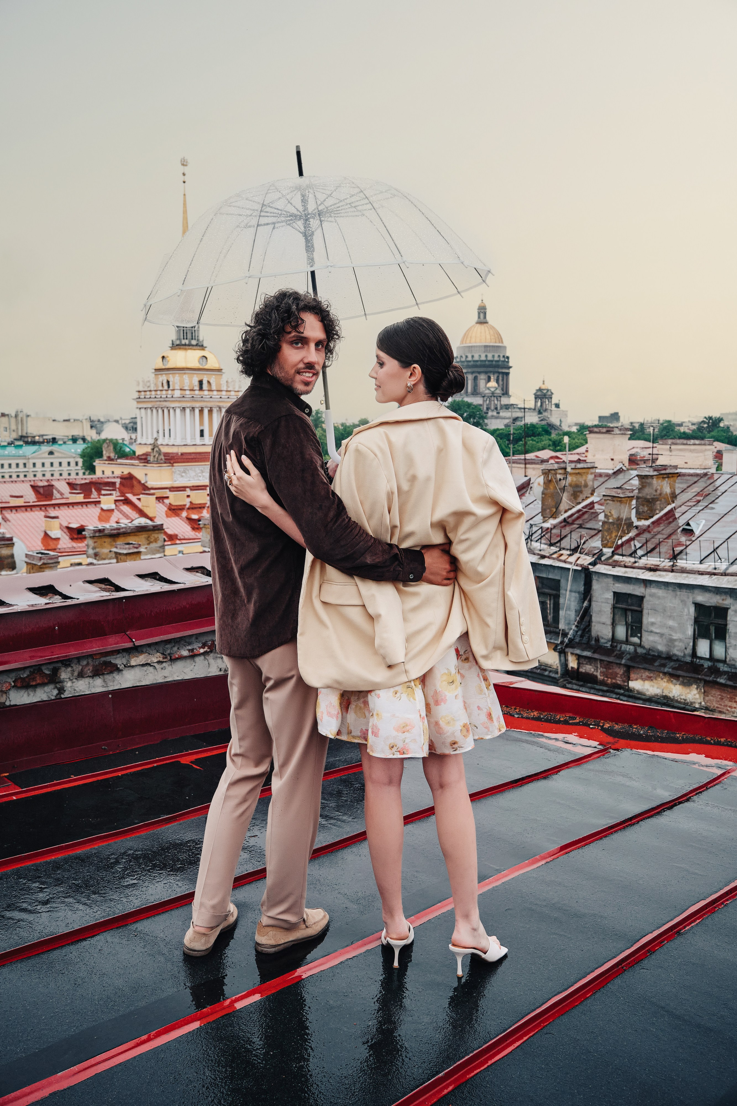 Никита и Диана. Лавстори на крыше. Портретный фотограф на новый год в Москве Виктория Колышева