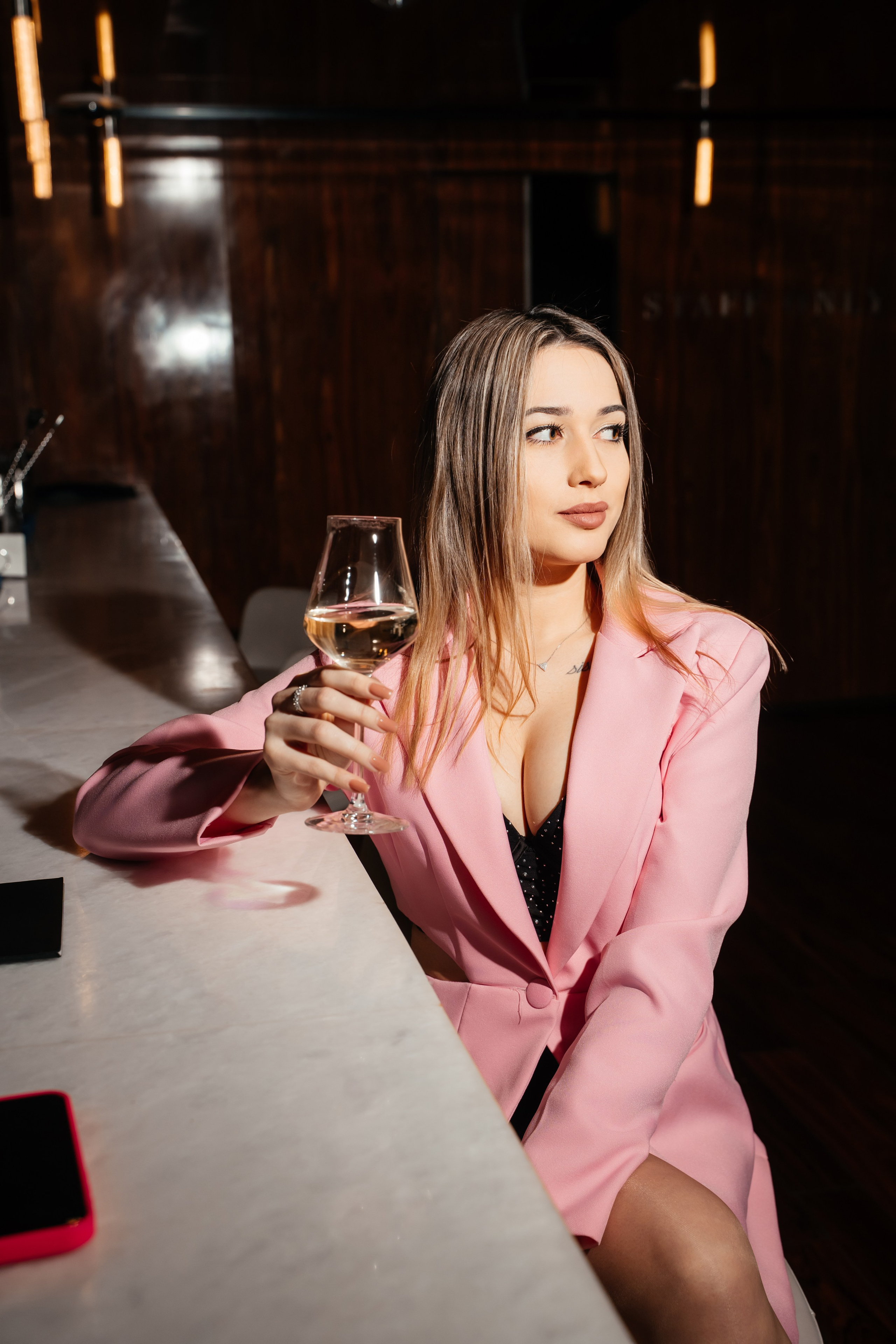 8 марта (суббота). BENUAR Restaurant