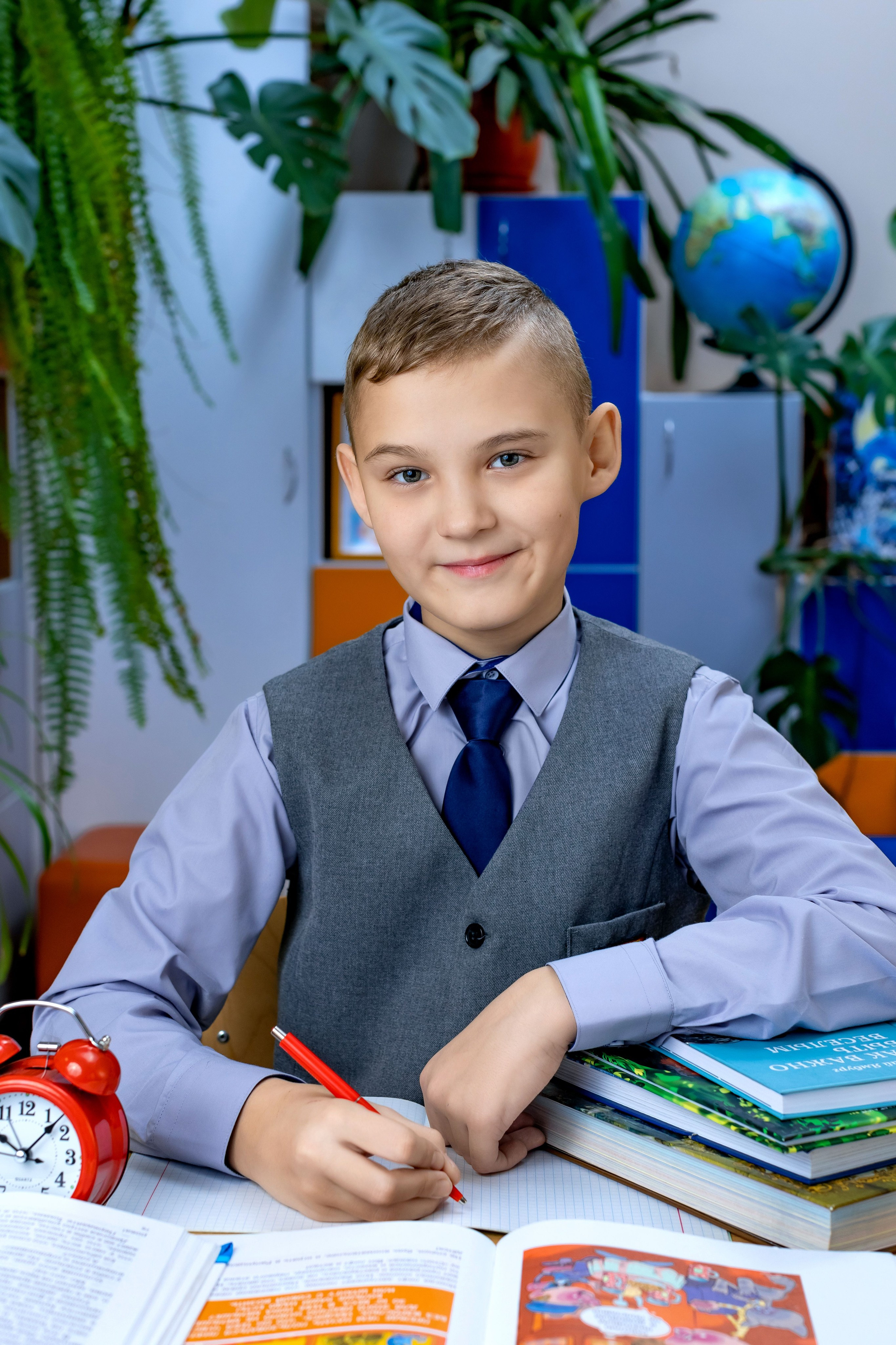 Выпускные альбомы для 4 класса в Твери. Выпускные Альбомы Сады и Школы | Тверь, Тверская область