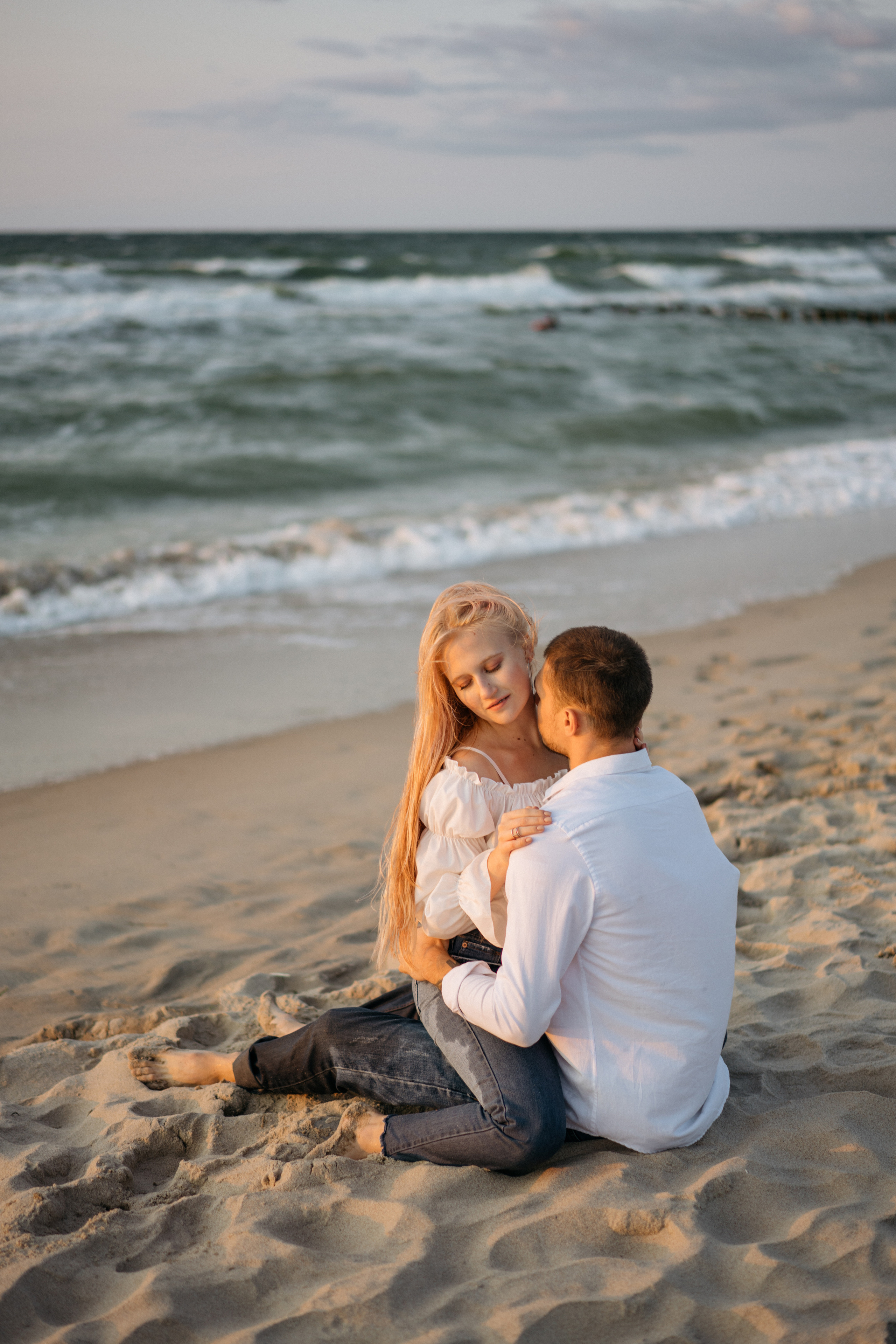 Лавстори на закате на море. Свадебный и семейный фотограф в Калининграде Анастасия Гриценко
