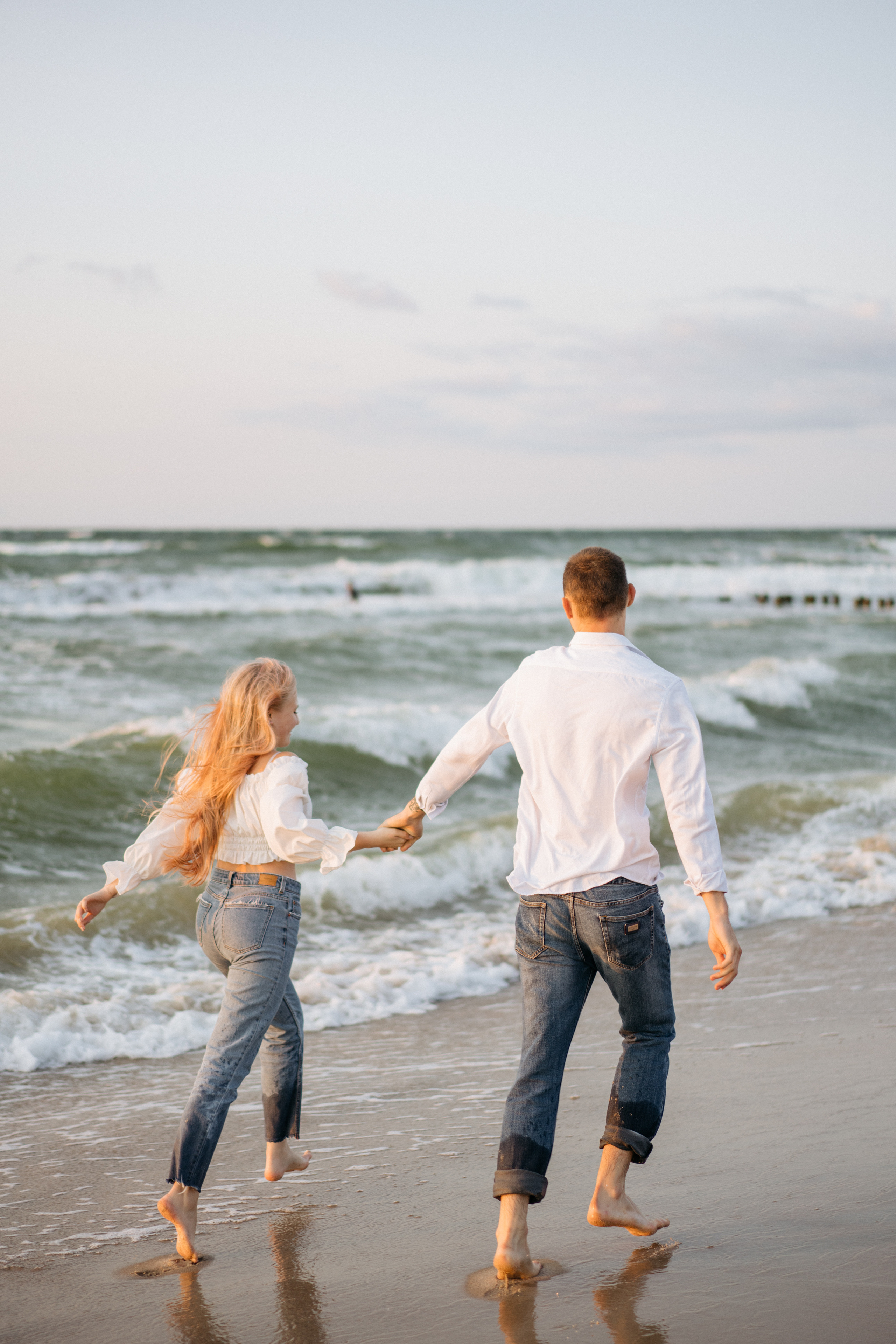 Лавстори на закате на море. Свадебный и семейный фотограф в Калининграде Анастасия Гриценко