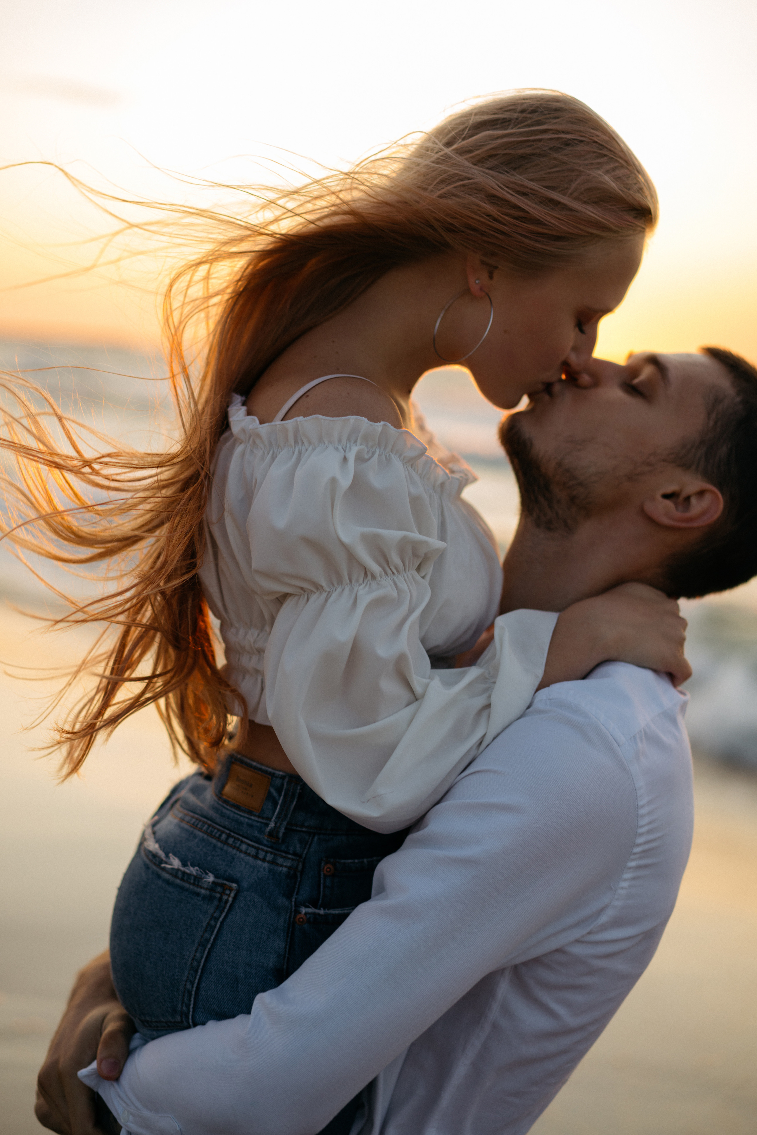 Лавстори на закате на море. Свадебный и семейный фотограф в Калининграде Анастасия Гриценко