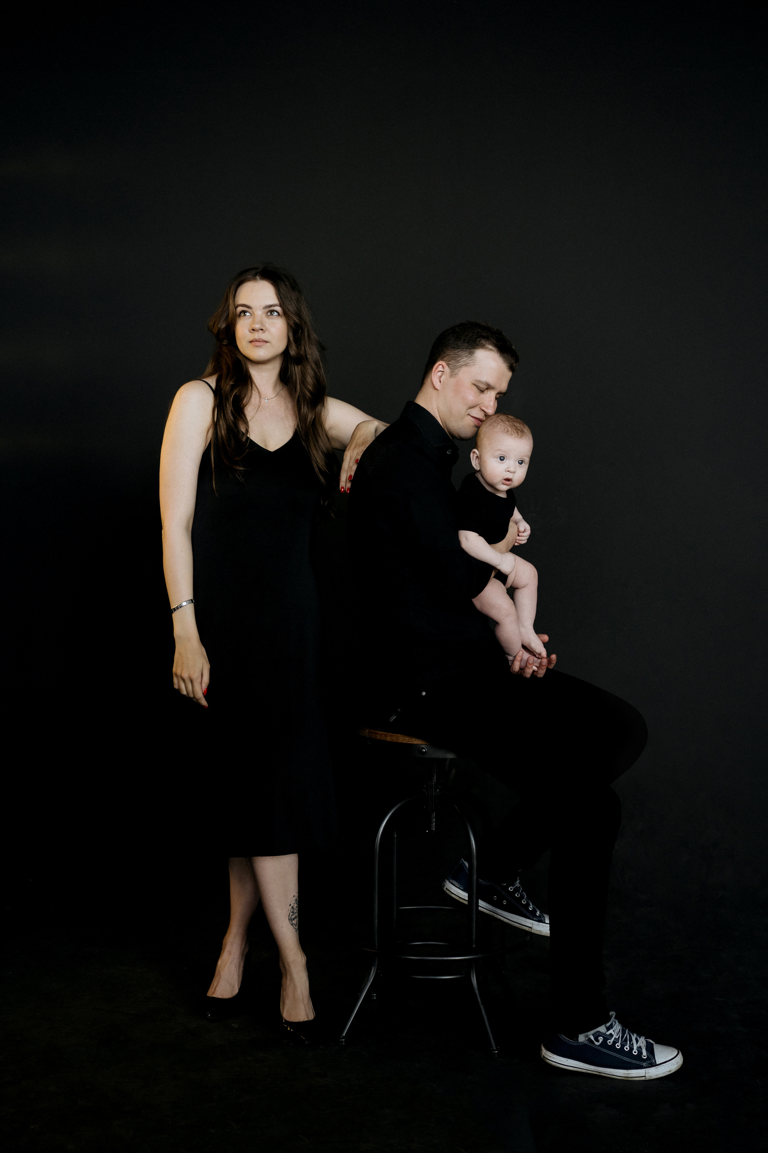 Семейная съемка в черной студии тотал Блэк. Свадебный и семейный фотограф в Калининграде Анастасия Гриценко
