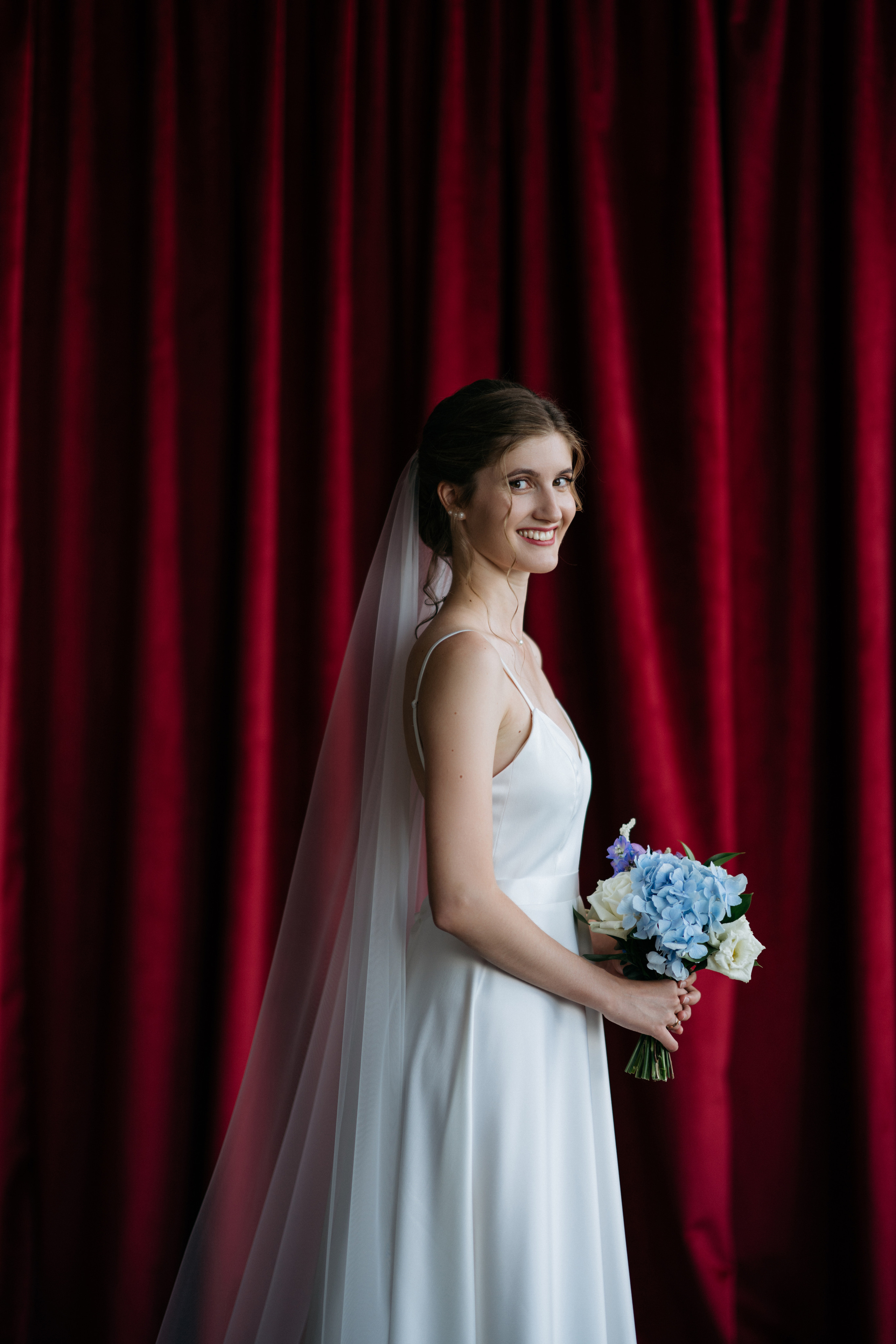 Свадебная фотосессия в фотостудии. Свадебный и семейный фотограф в Калининграде Анастасия Гриценко