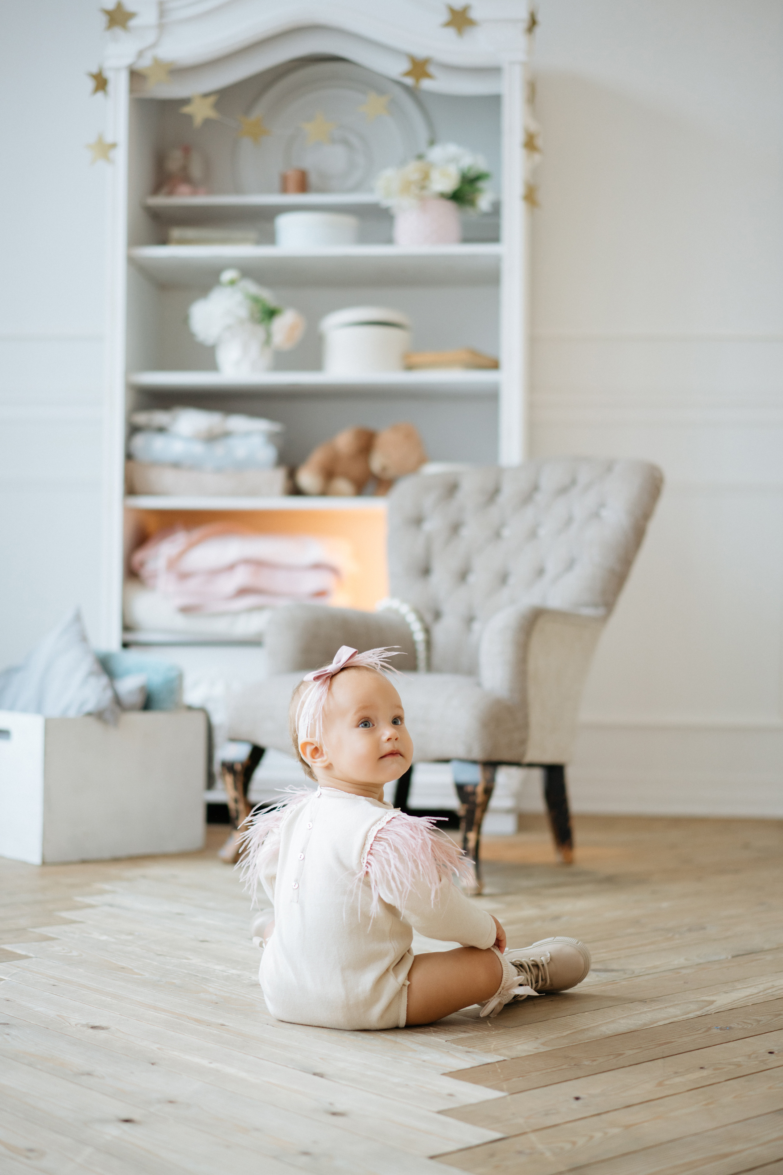 Фотосессия в белой студии, годик девочке. Свадебный и семейный фотограф в Калининграде Анастасия Гриценко
