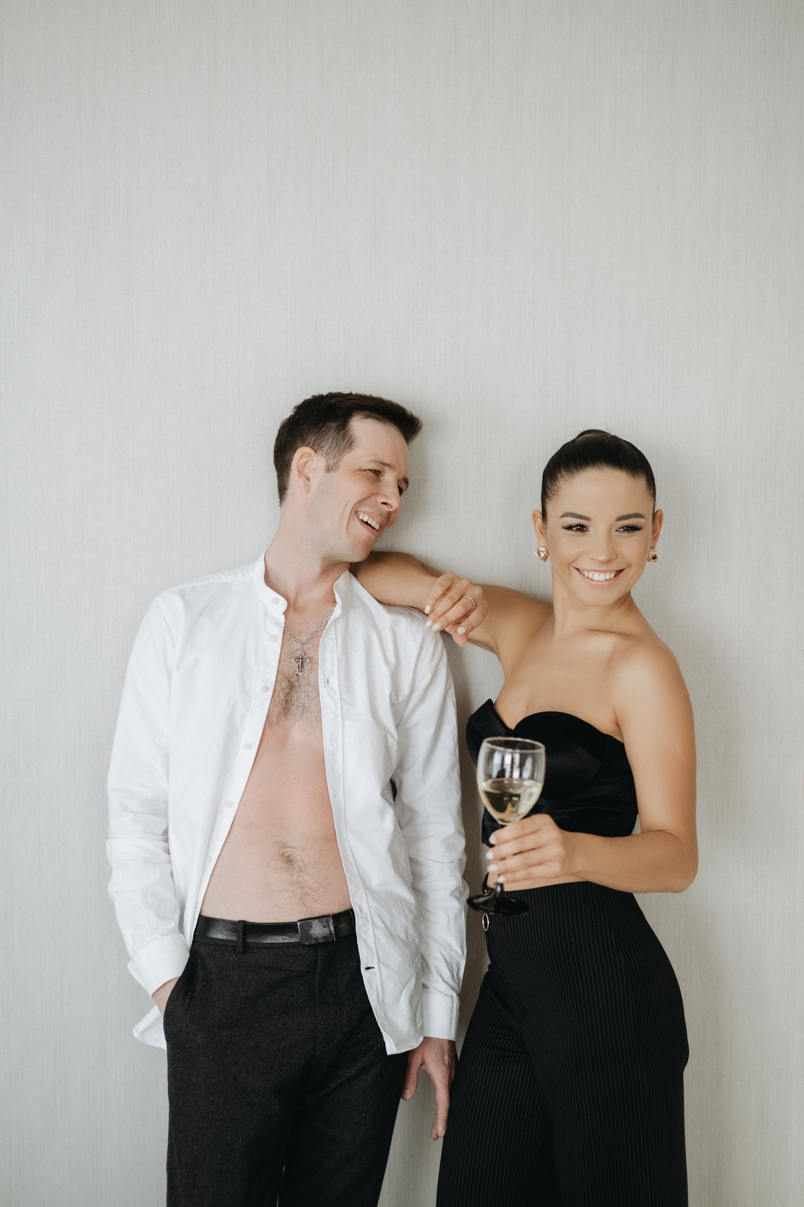 Фотосессия пары в апартаментах. Свадебный и семейный фотограф в Калининграде Анастасия Гриценко