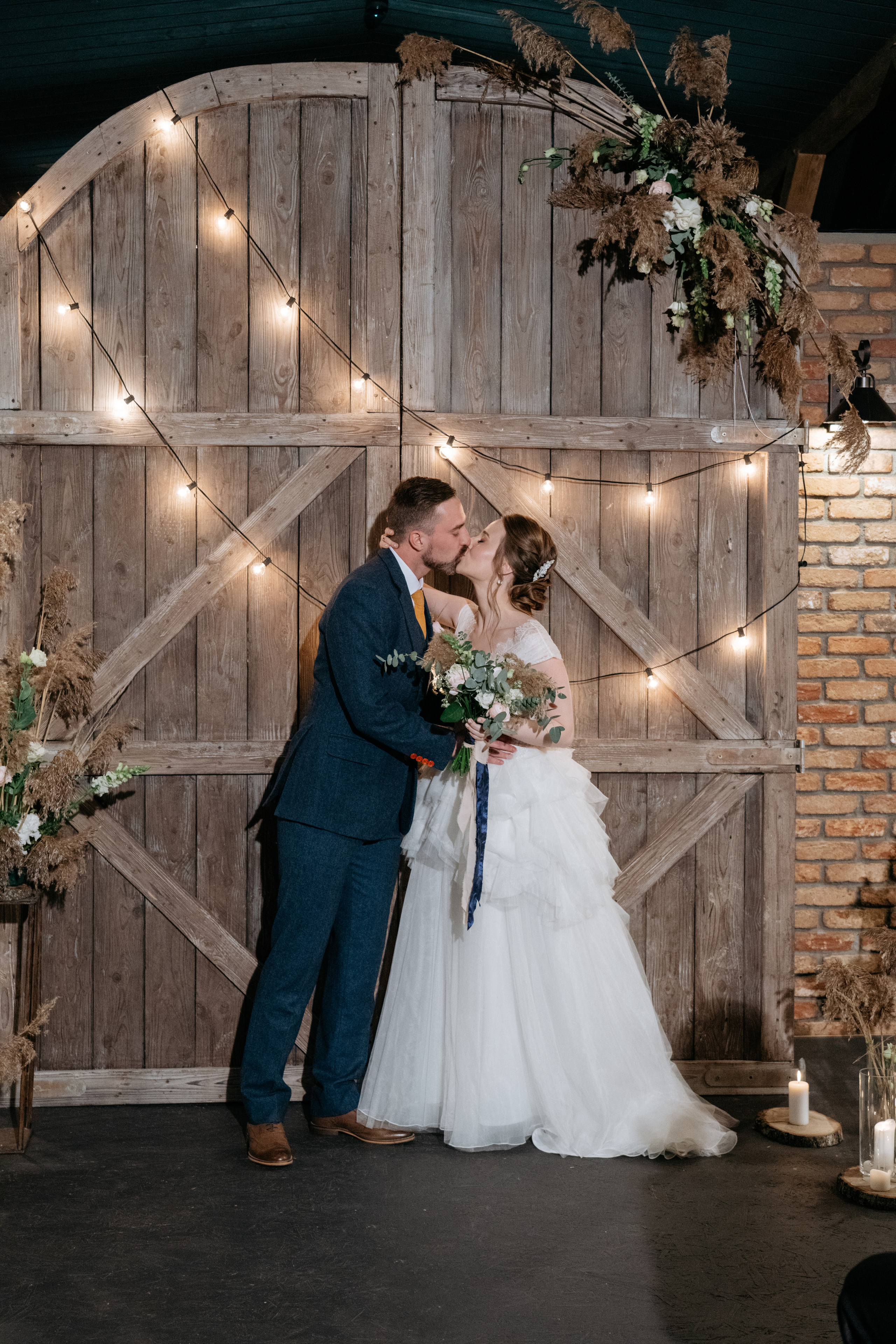 Свадебная съемка в сыроварне. Свадебный и семейный фотограф в Калининграде Анастасия Гриценко