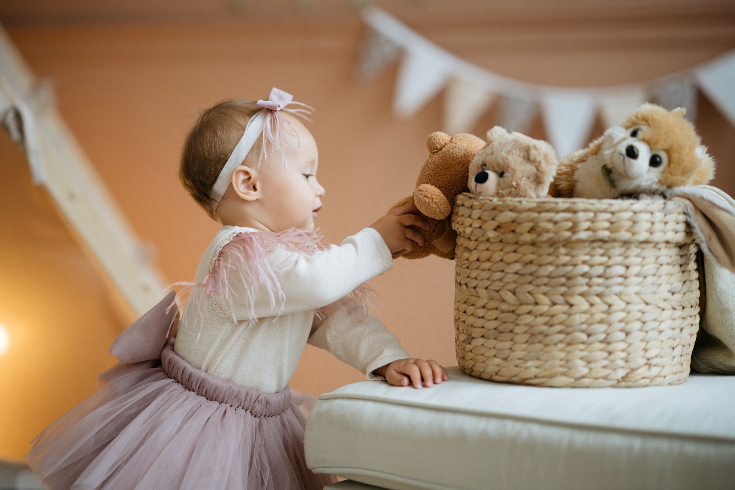 Фотосессия в белой студии, годик девочке. Свадебный и семейный фотограф в Калининграде Анастасия Гриценко