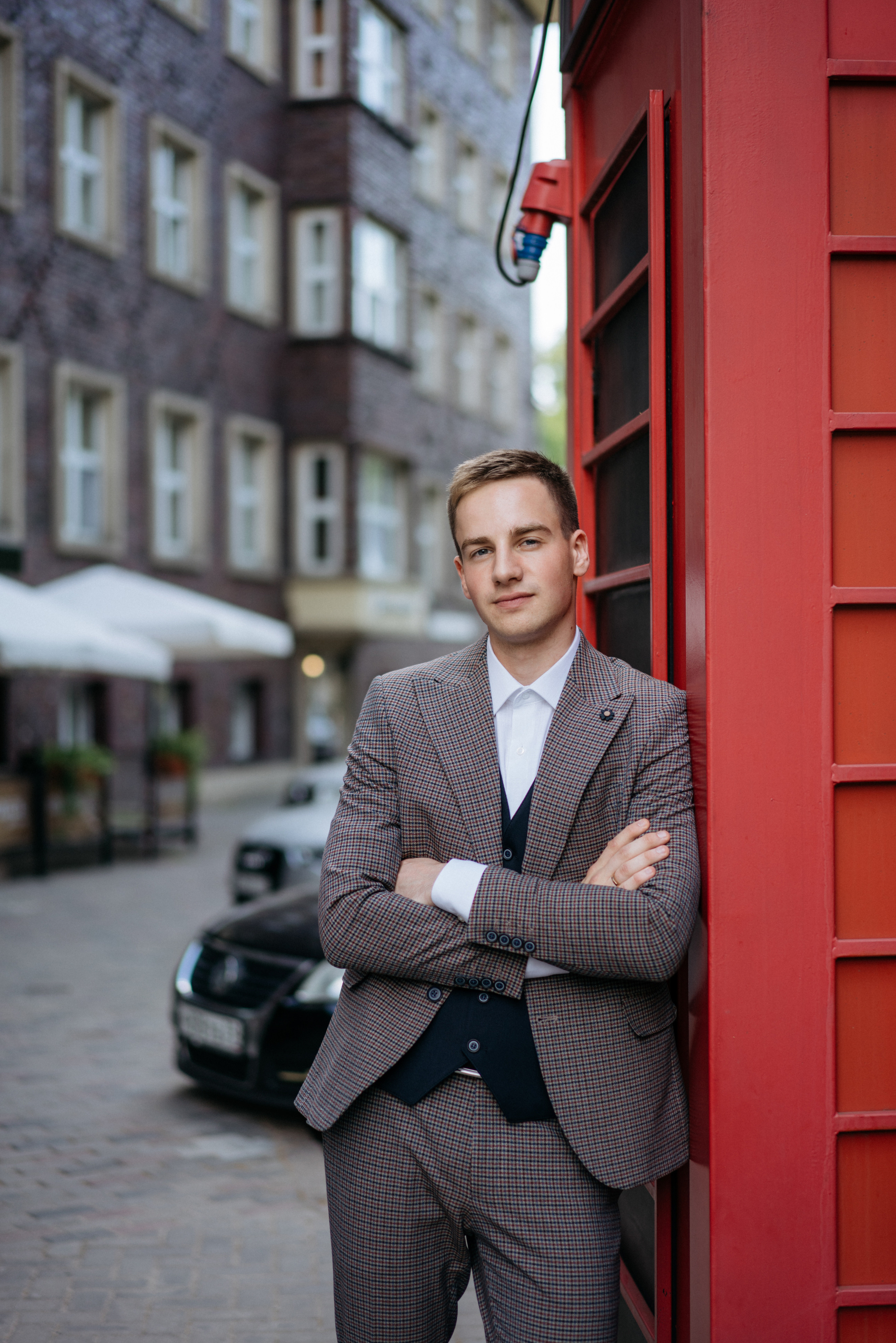 Свадебная прогулка в городе. Свадебный и семейный фотограф в Калининграде Анастасия Гриценко
