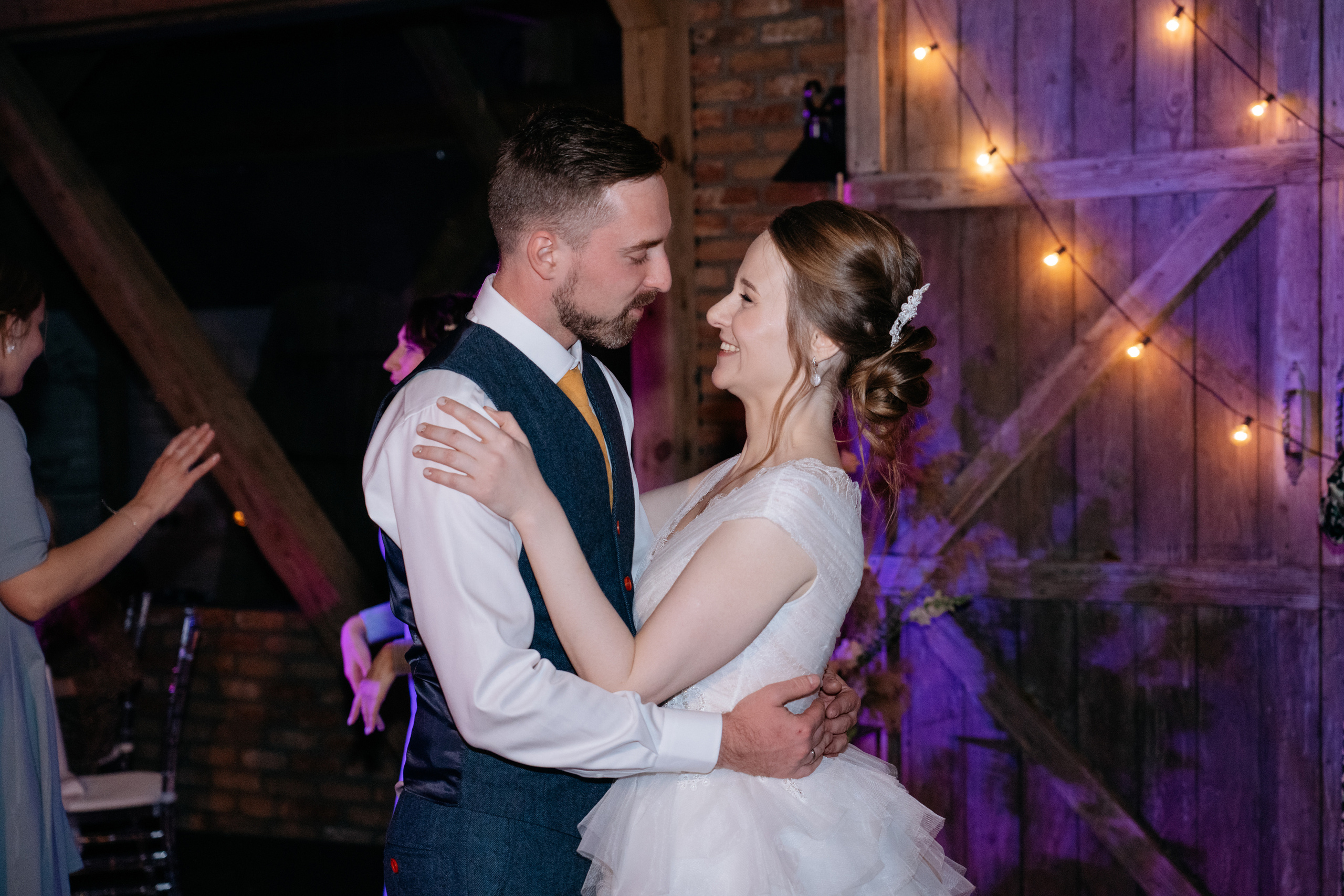 Свадебная съемка в сыроварне. Свадебный и семейный фотограф в Калининграде Анастасия Гриценко