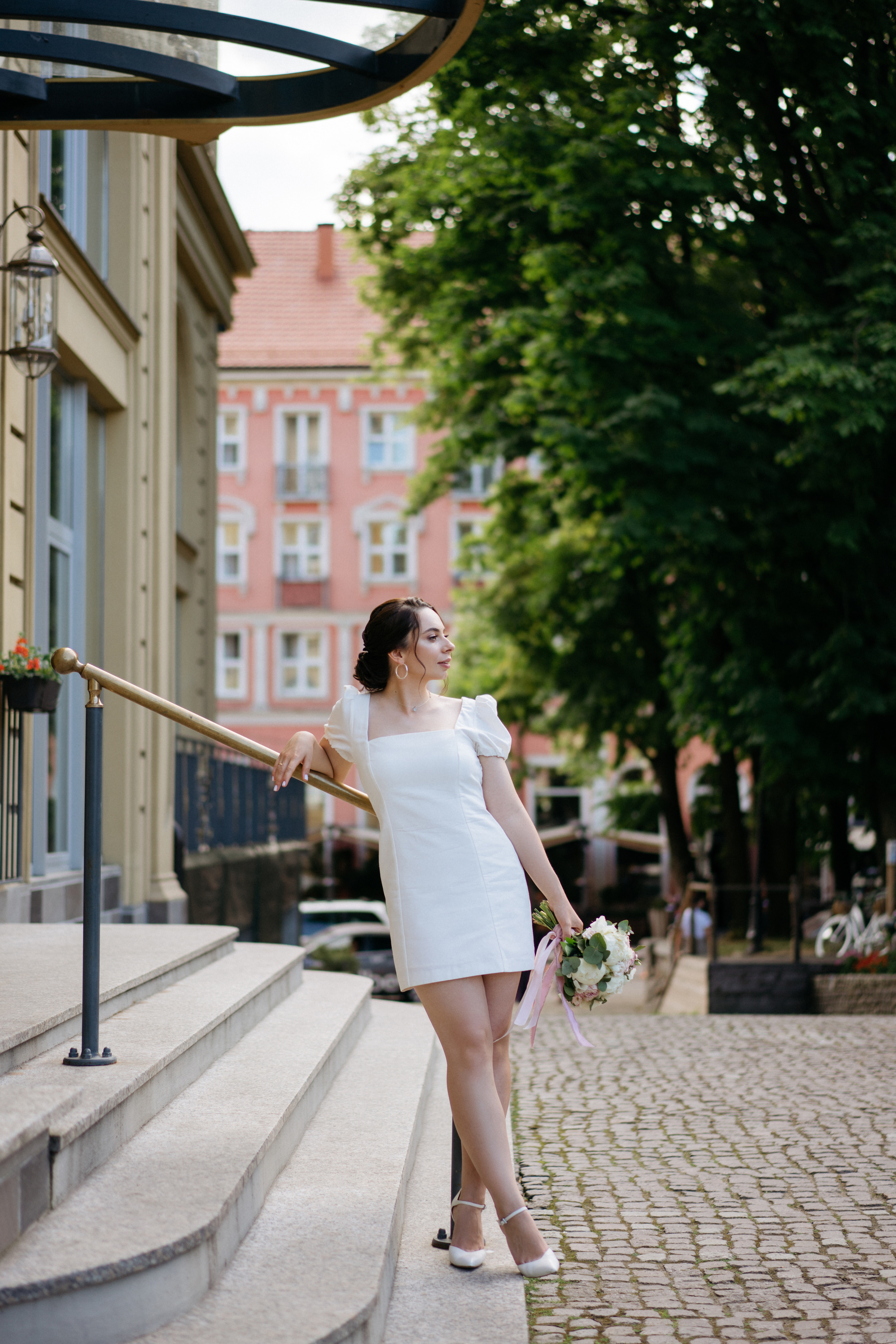 Свадебная прогулка в городе. Свадебный и семейный фотограф в Калининграде Анастасия Гриценко
