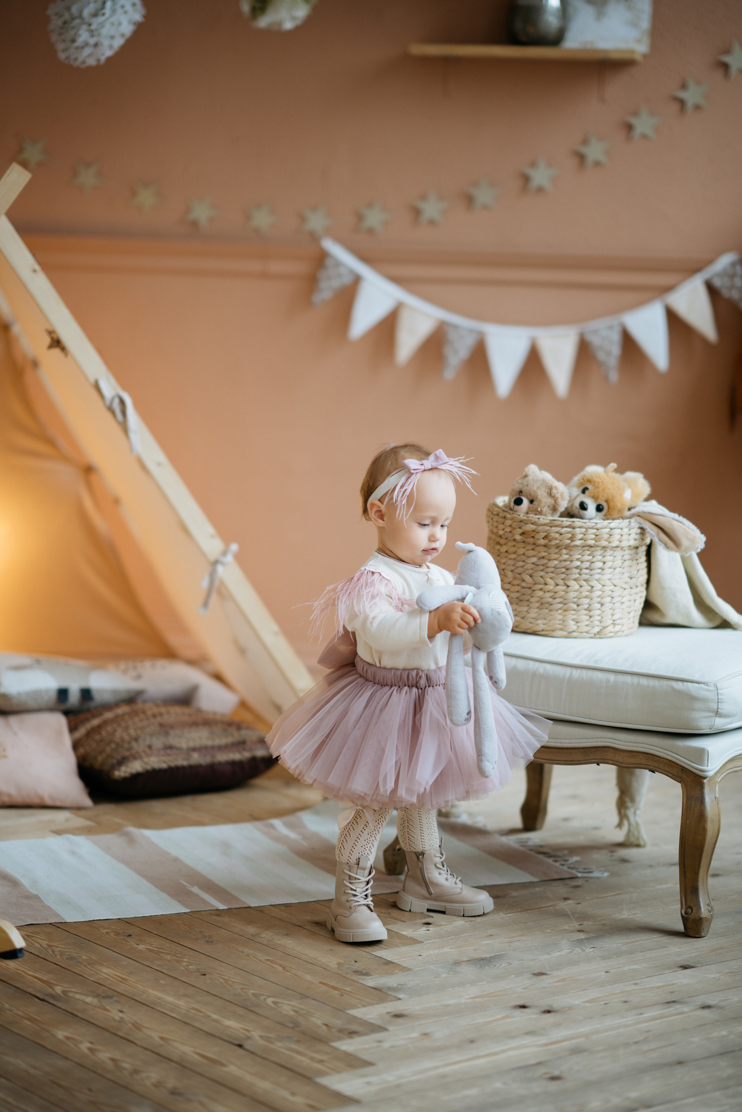 Фотосессия в белой студии, годик девочке. Свадебный и семейный фотограф в Калининграде Анастасия Гриценко