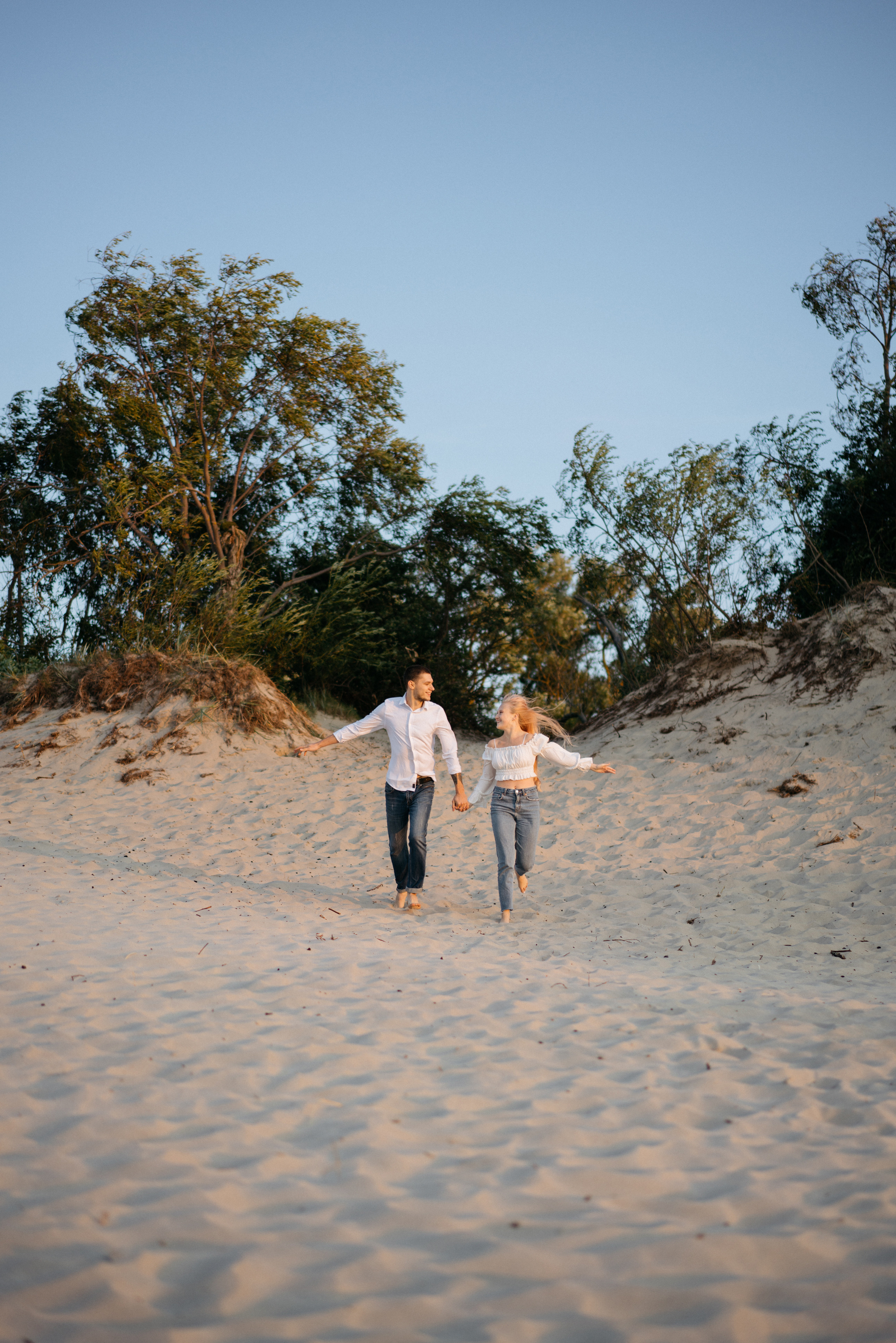 Лавстори на закате на море. Свадебный и семейный фотограф в Калининграде Анастасия Гриценко