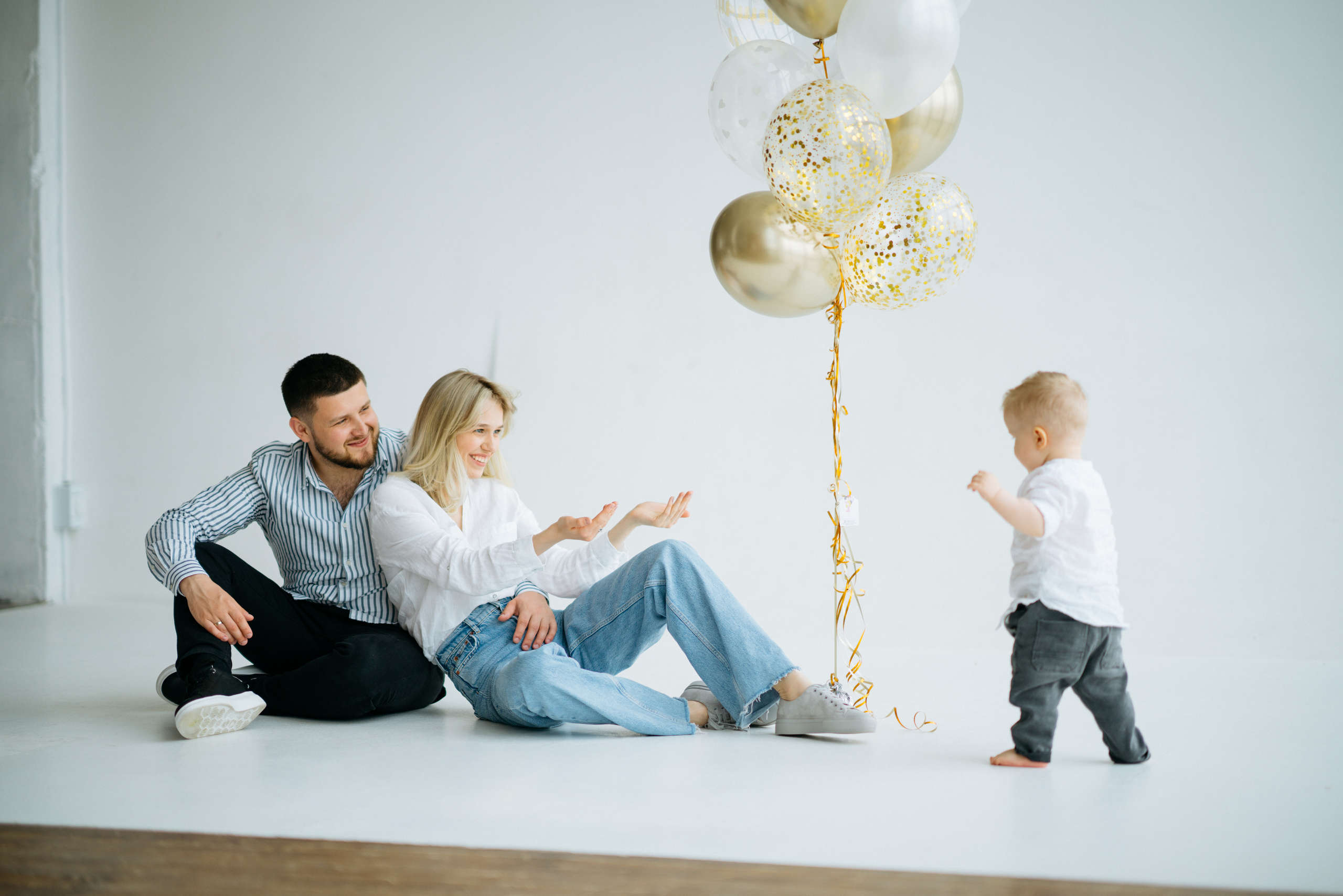 Годик в фотостудии Файн арт. Свадебный и семейный фотограф в Калининграде Анастасия Гриценко