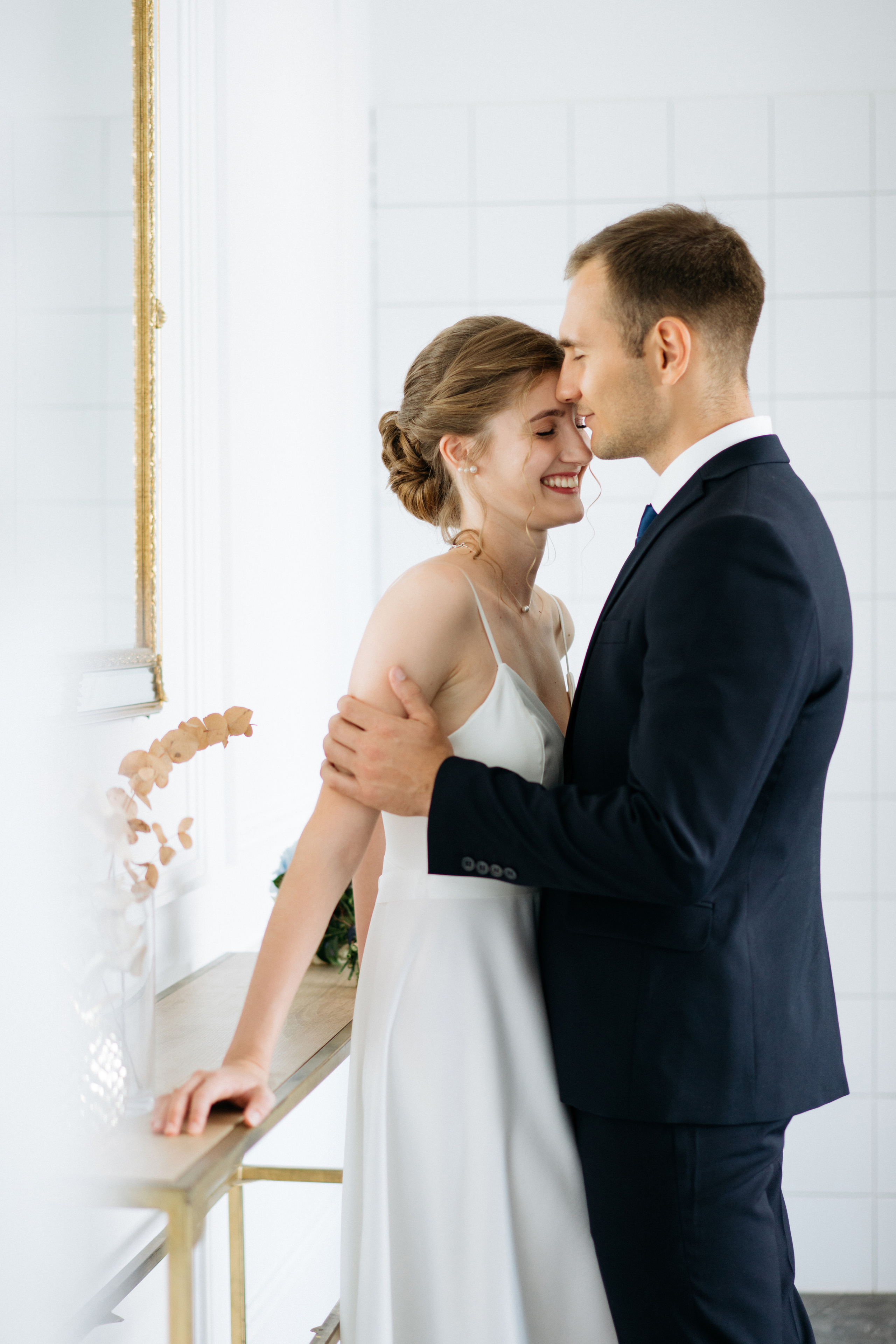 Свадебная фотосессия в фотостудии. Свадебный и семейный фотограф в Калининграде Анастасия Гриценко