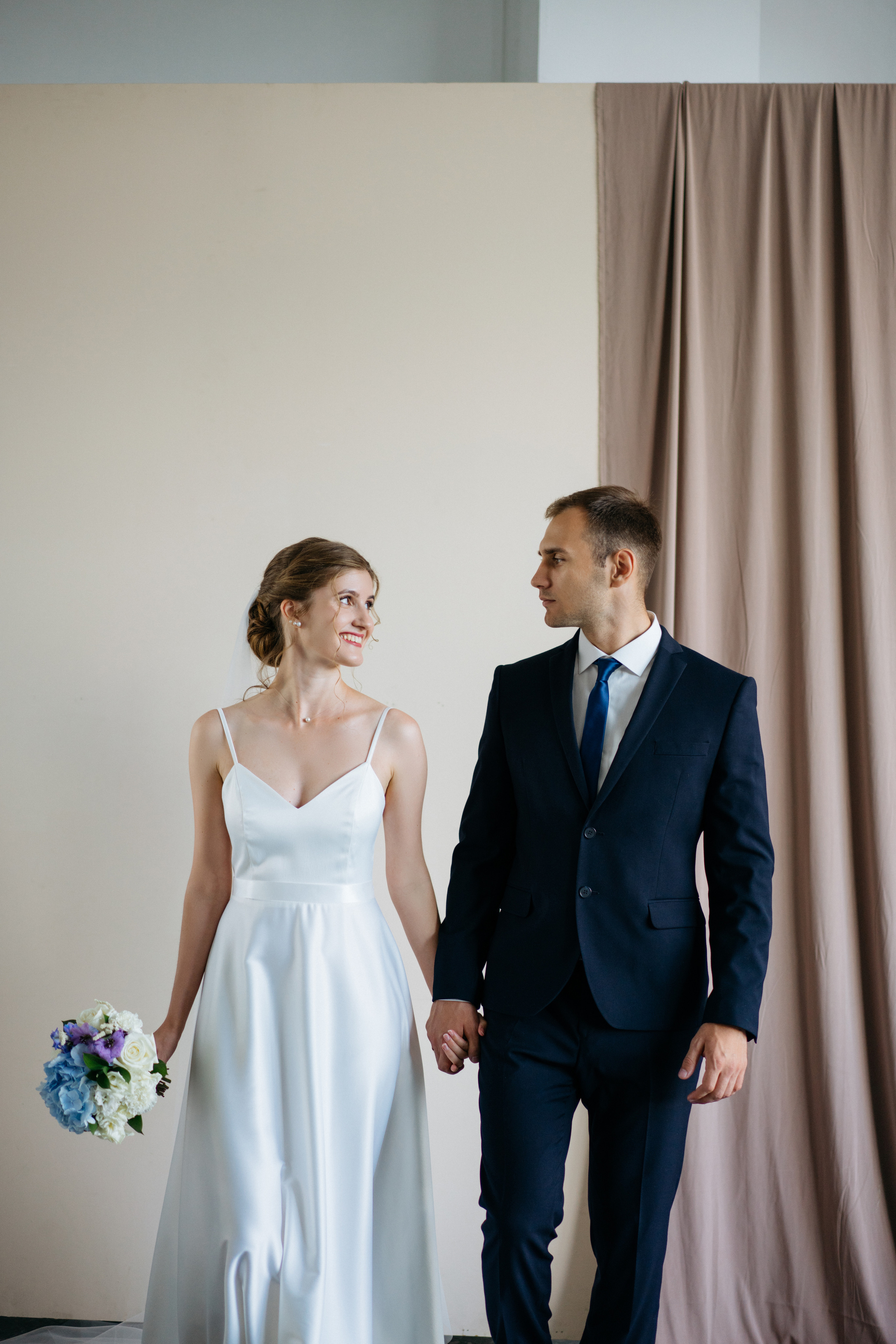 Свадебная фотосессия в фотостудии. Свадебный и семейный фотограф в Калининграде Анастасия Гриценко