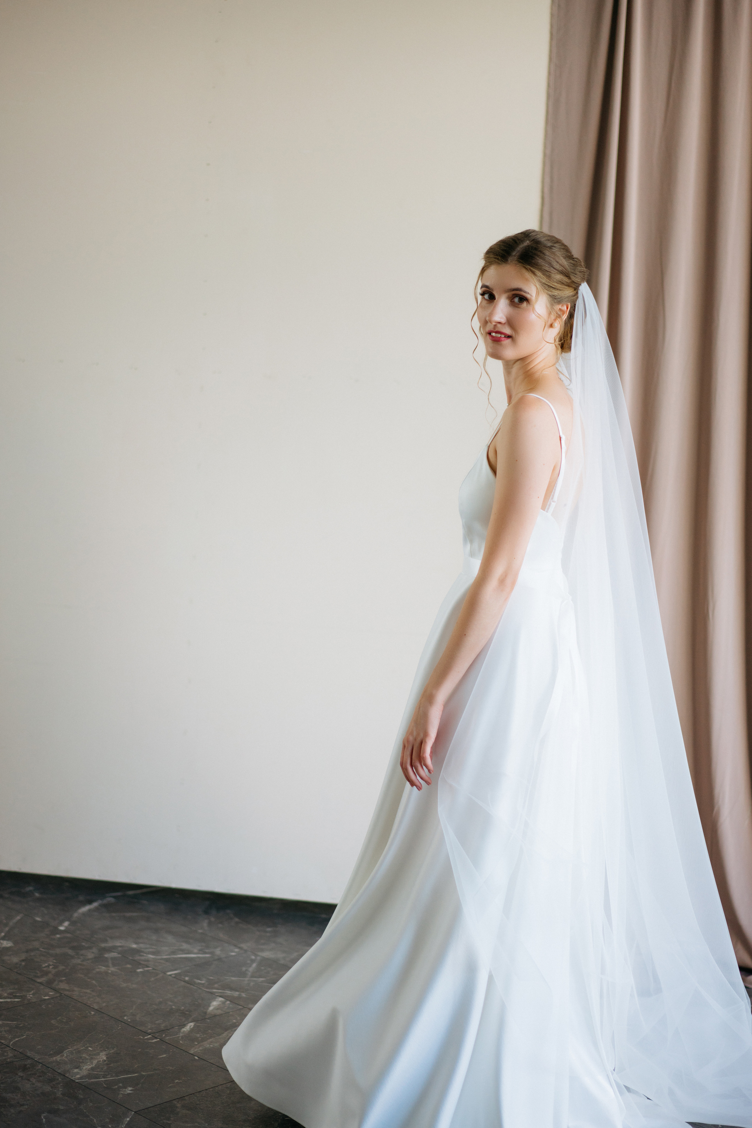 Свадебная фотосессия в фотостудии. Свадебный и семейный фотограф в Калининграде Анастасия Гриценко