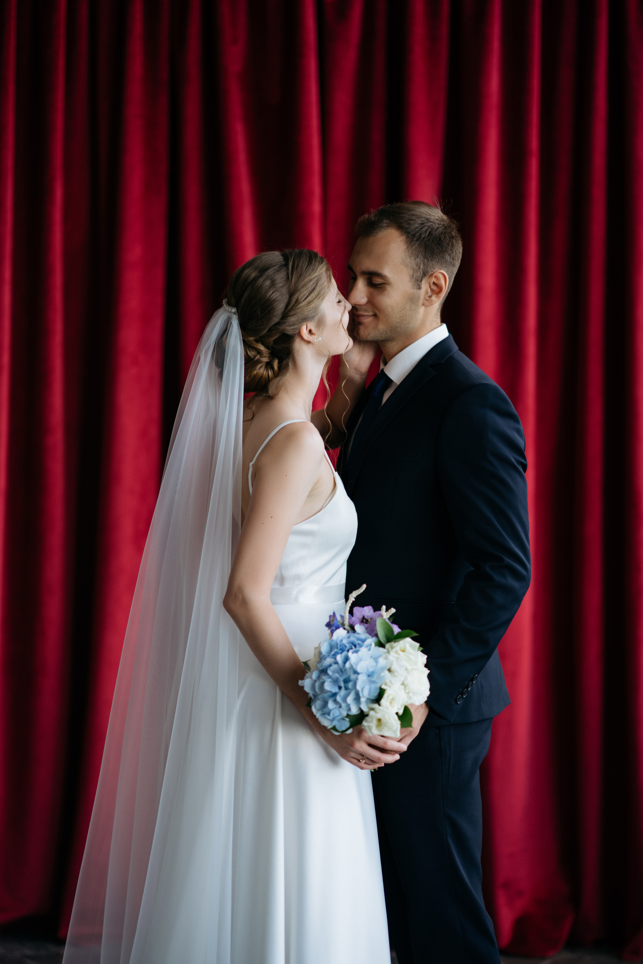 Свадебная фотосессия в фотостудии. Свадебный и семейный фотограф в Калининграде Анастасия Гриценко