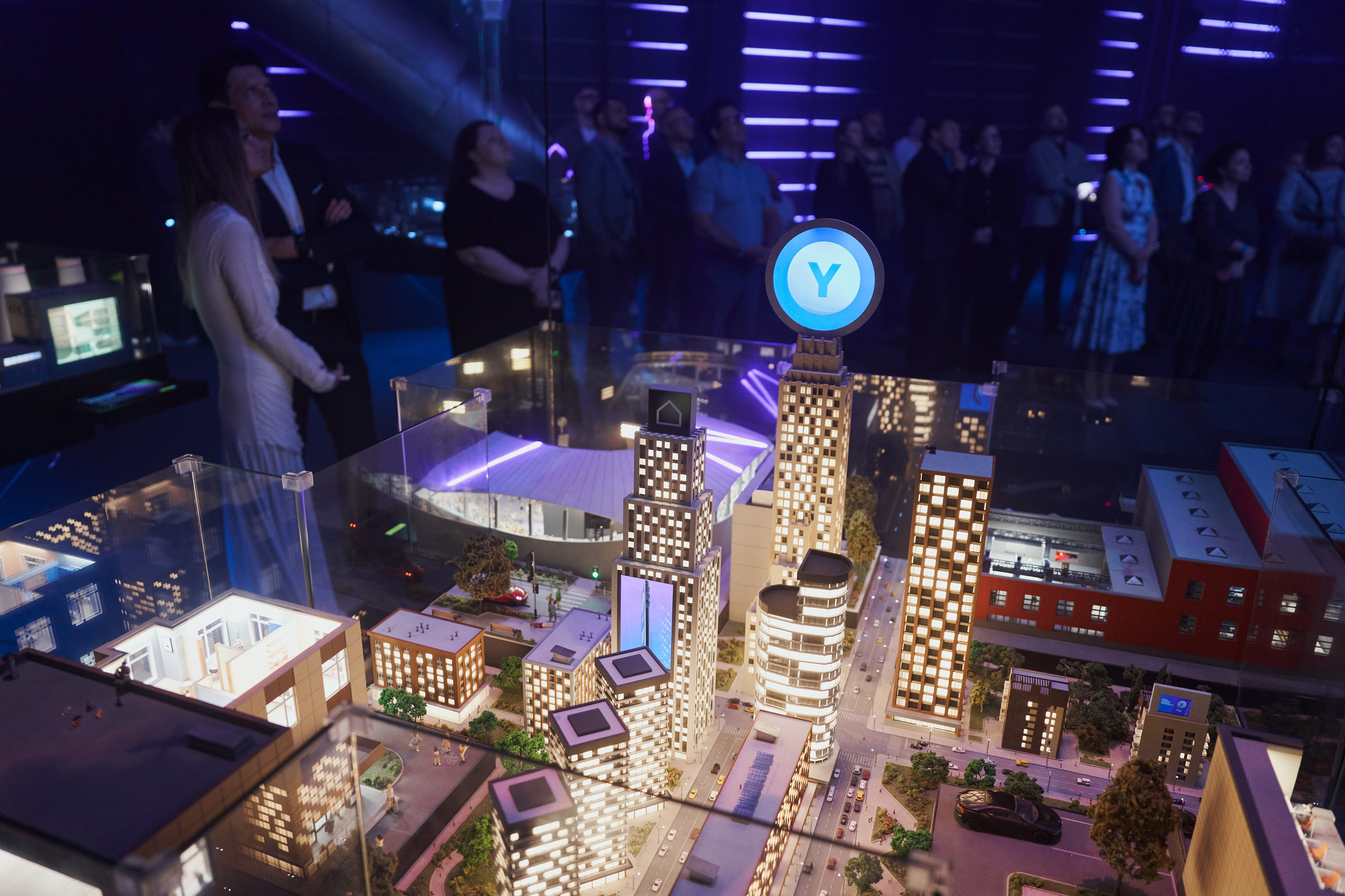 Клинике «Будь Здоров» 20 лет. Свадебный фотограф в Москве и Подмосковье Виктор Одинцов