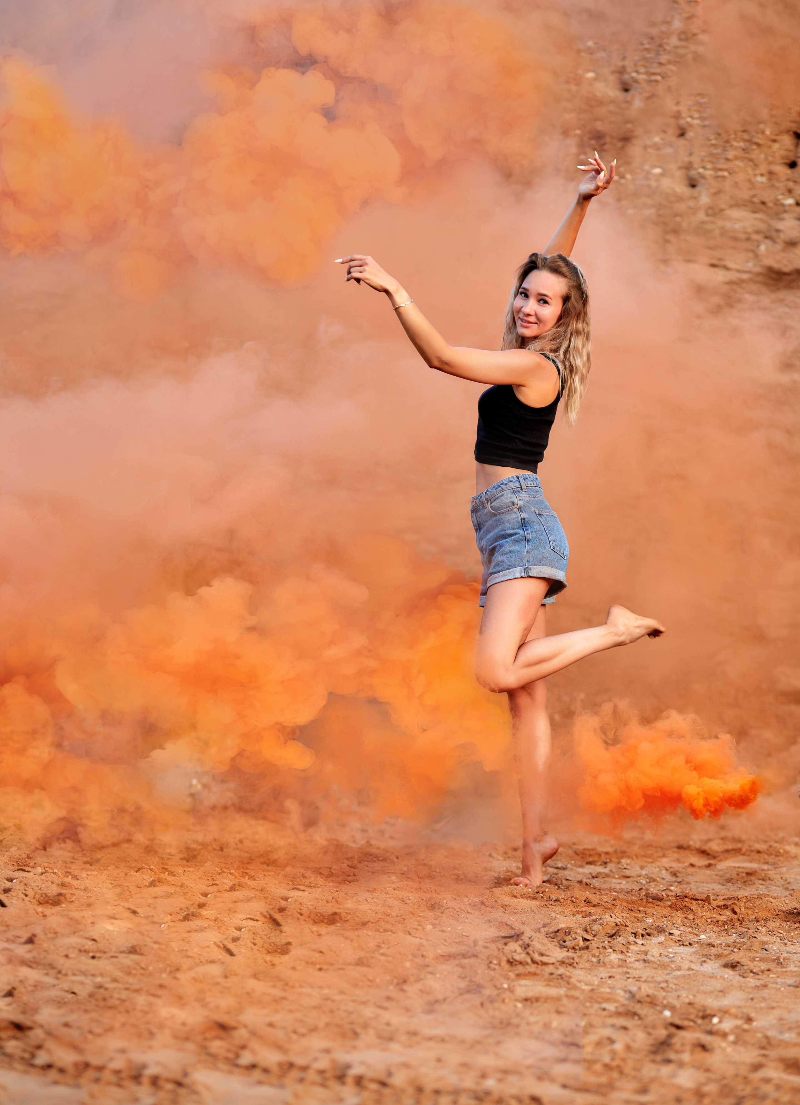 Фотосессия на песке с дымом. Детский и семейный фотограф Эльвира Воронина Удомля Тверь