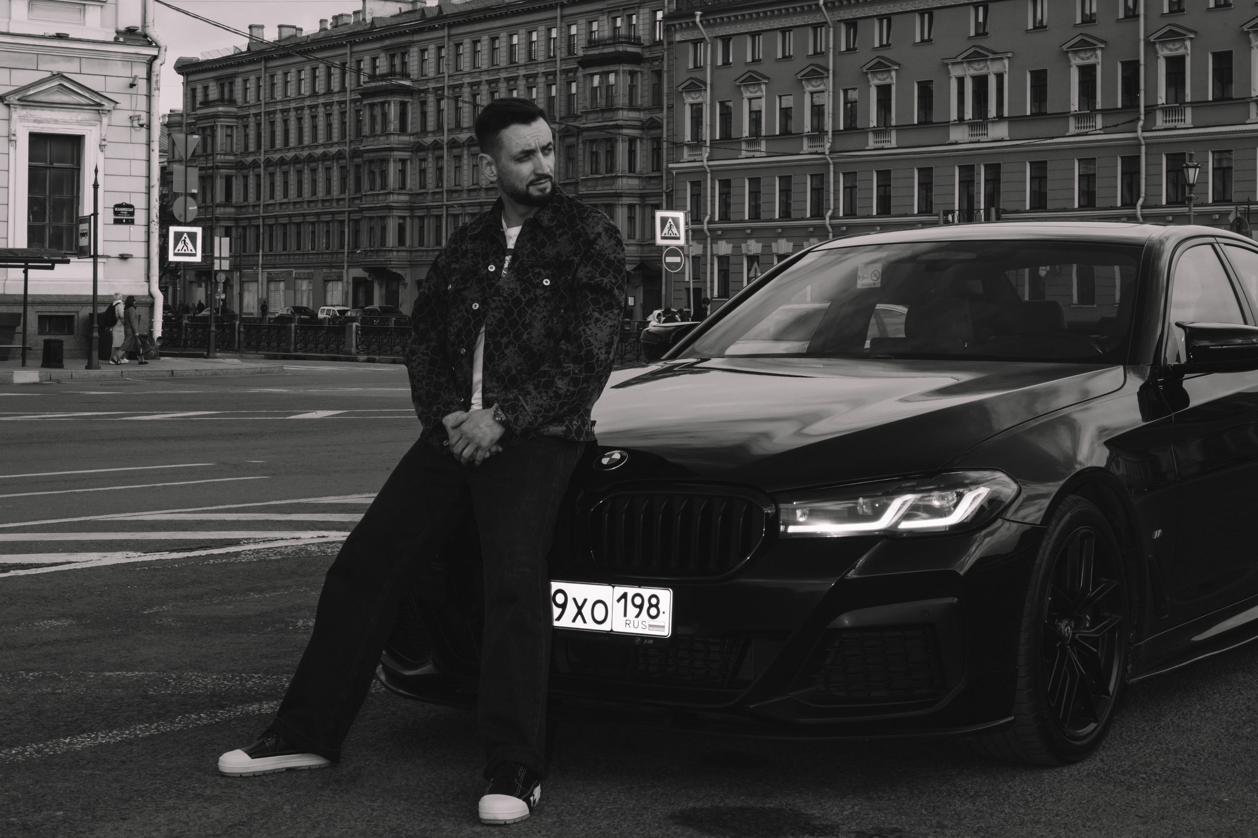 Константин. Семейный фотограф в Санкт-Петербурге. Запечатление мгновений и ярких воспоминаний в Вашей жизни