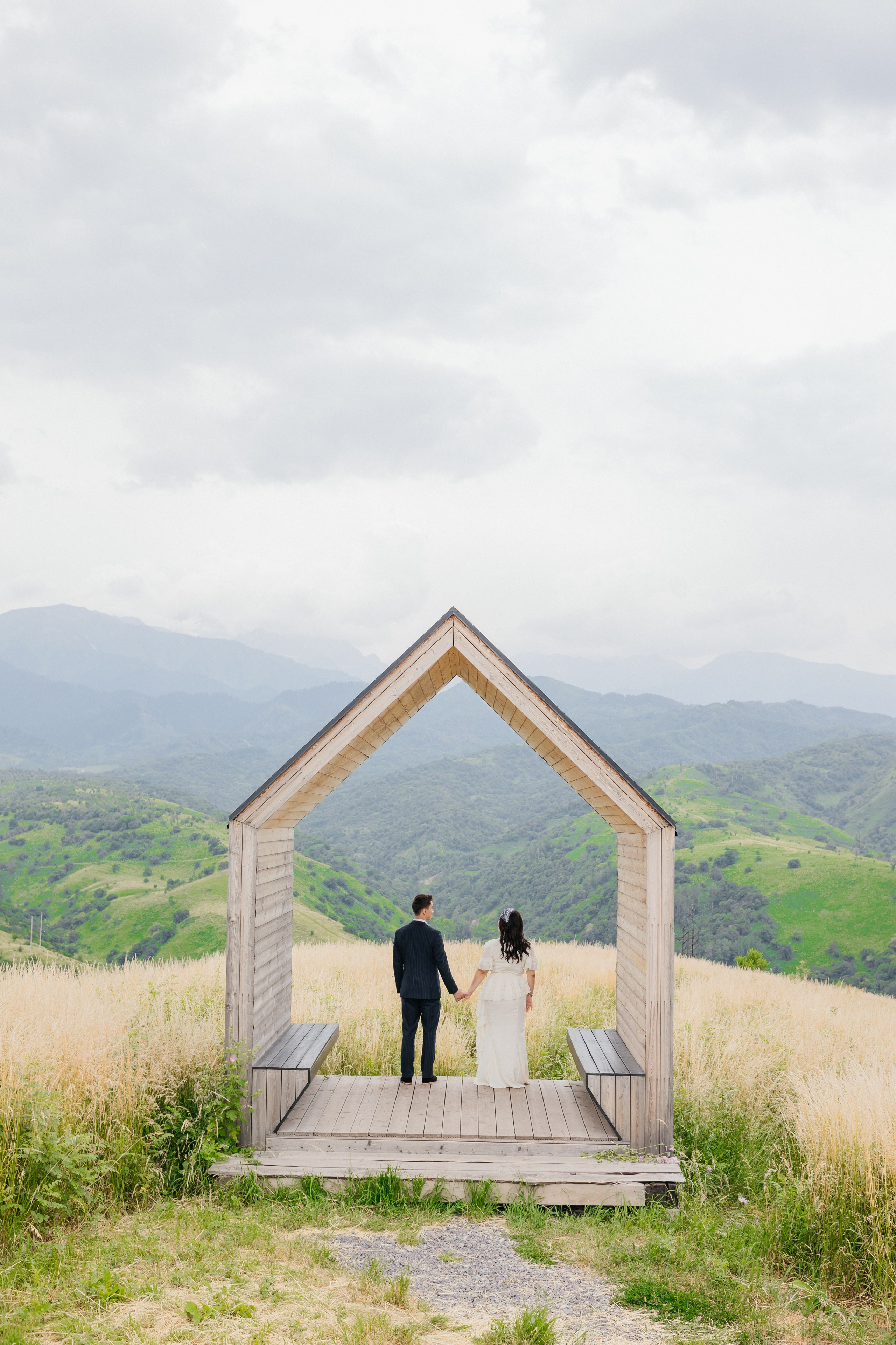 MADI & ARU. Wedding and Fashion photographer