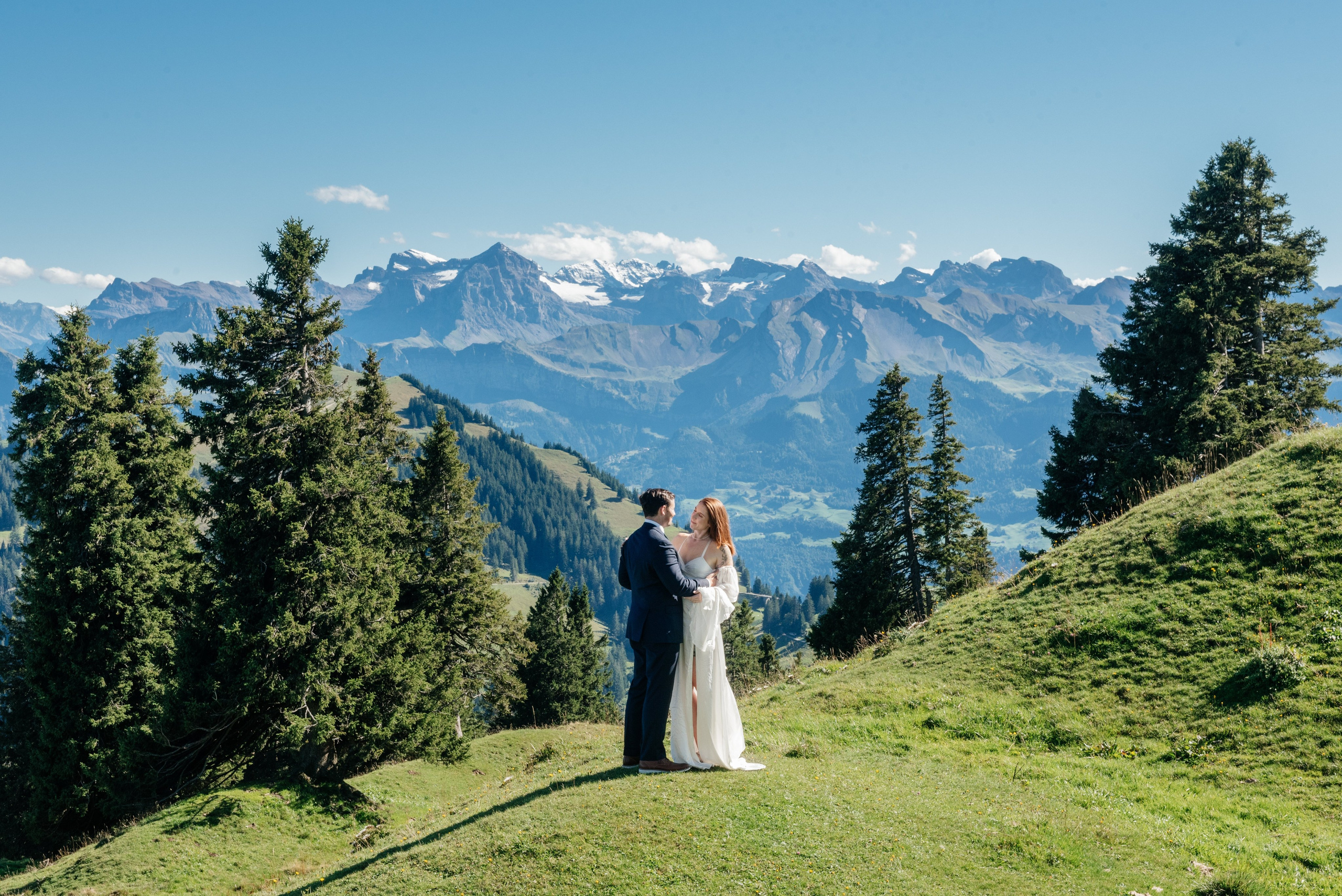 Elizabeth & Mitchell (Lucerne). Photographer in Interlaken area