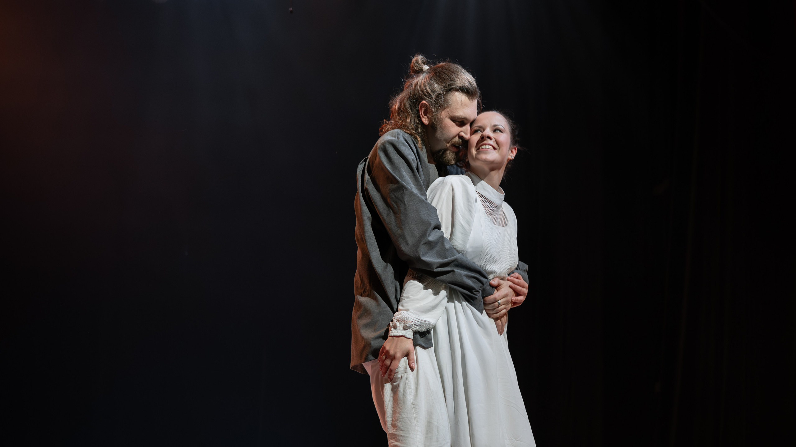 Астраханский Драматический Театр «Леди Макбет». Фотограф Марк Файзулин