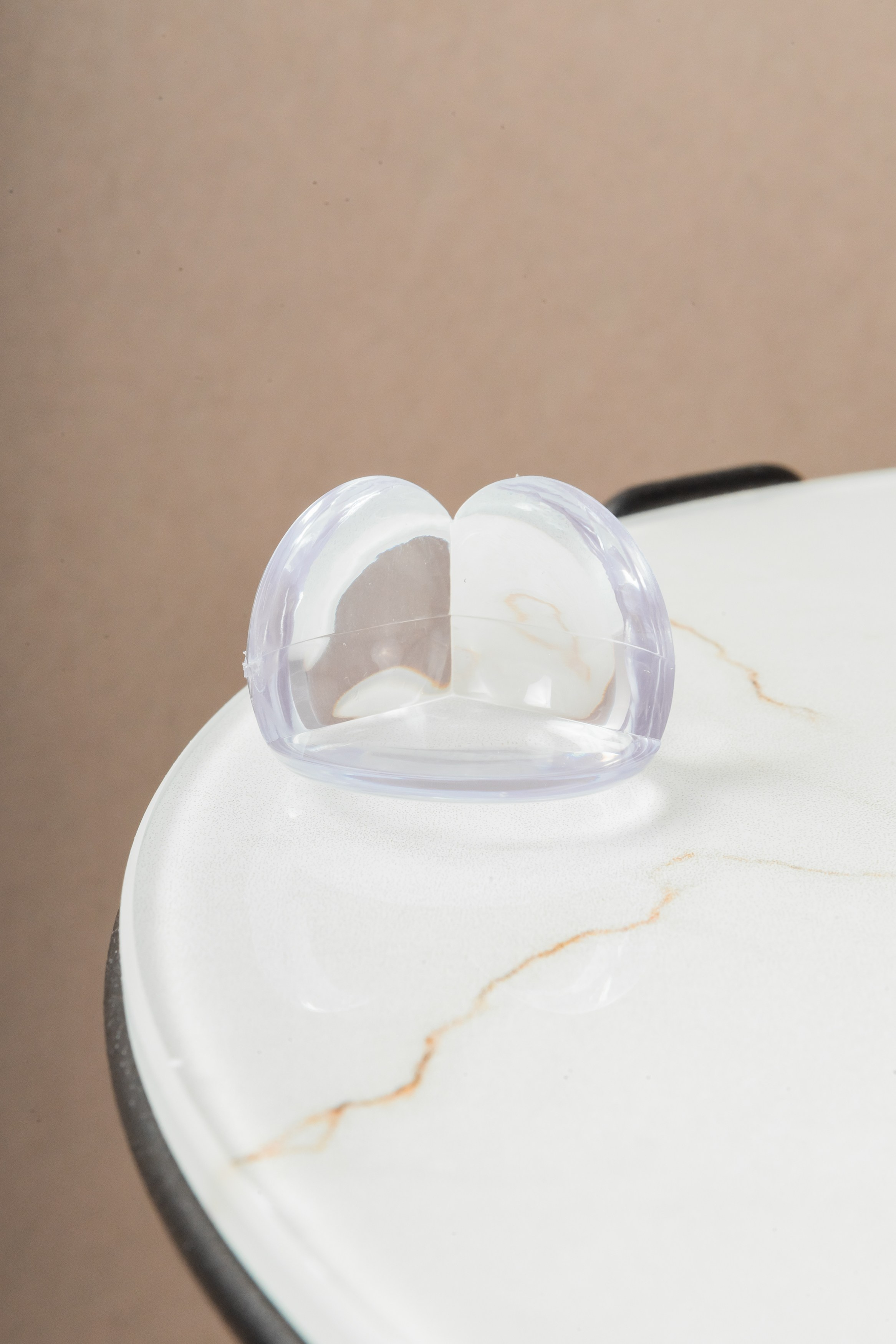 Съёмка товаров для маркетплейс в Тюмени. Фотограф Илья Силин