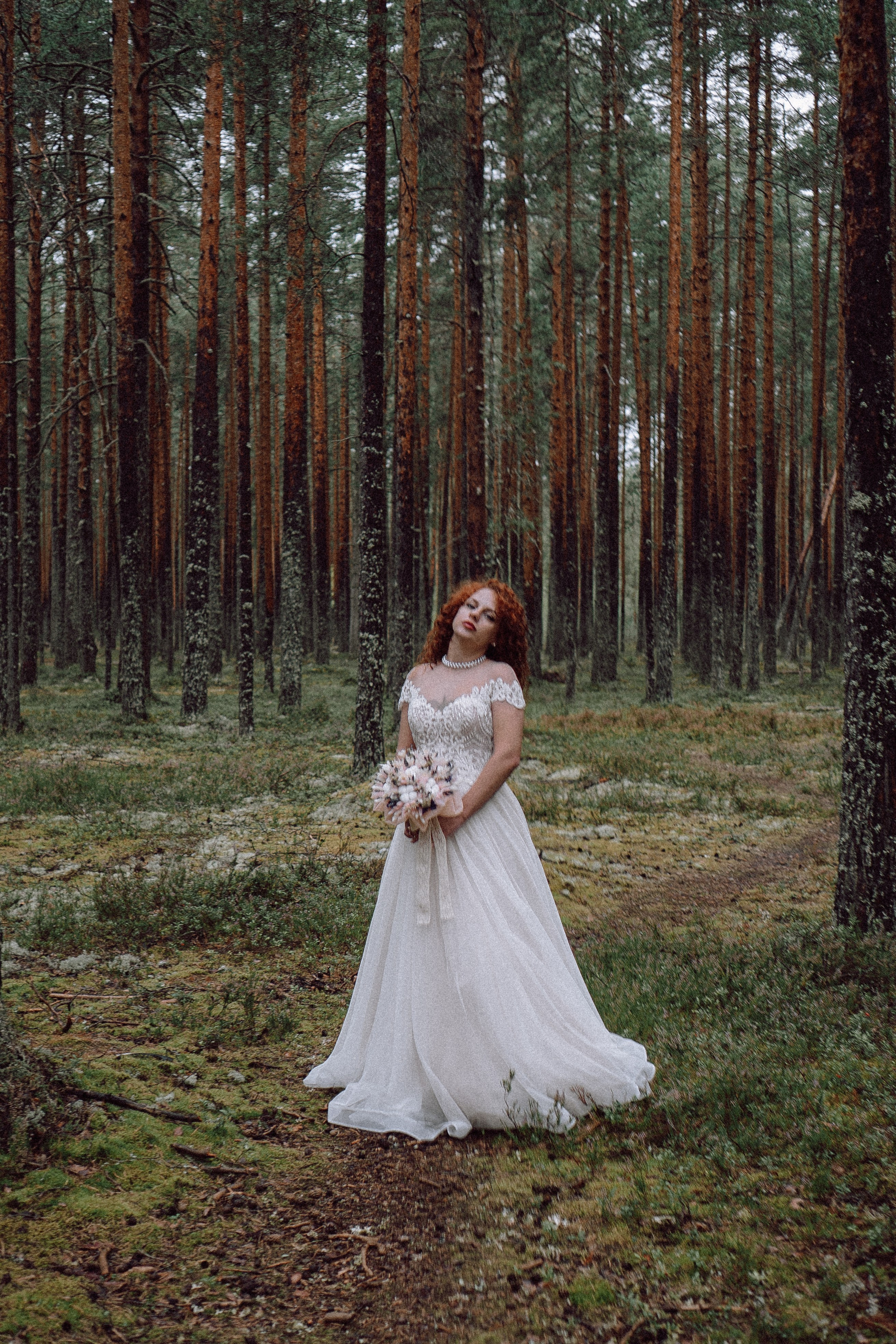СВАДЕБНАЯ ФОТОСЕССИИЯ ПАРЫ В ГОРОДЕ ПРИОЗЕРСК В СОСНОВОМ ЛЕСУ И С ПИКАПОМ. Профессиональный фотограф, Санкт-Петербург — Виктория Богомолова