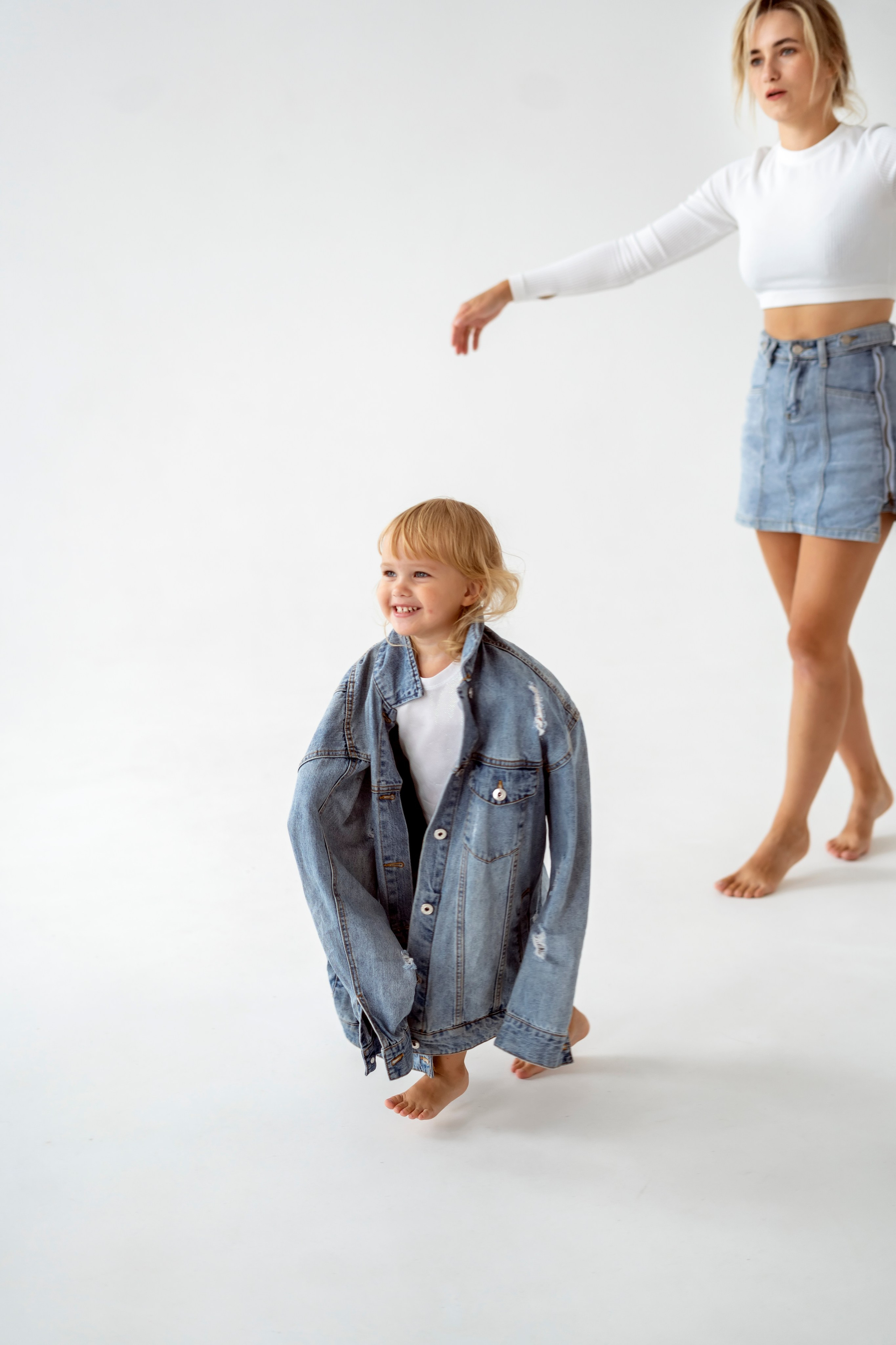 Семейная съёмка на циклораме. Семейный и детский фотограф в Хабаровске Анна Гриневич