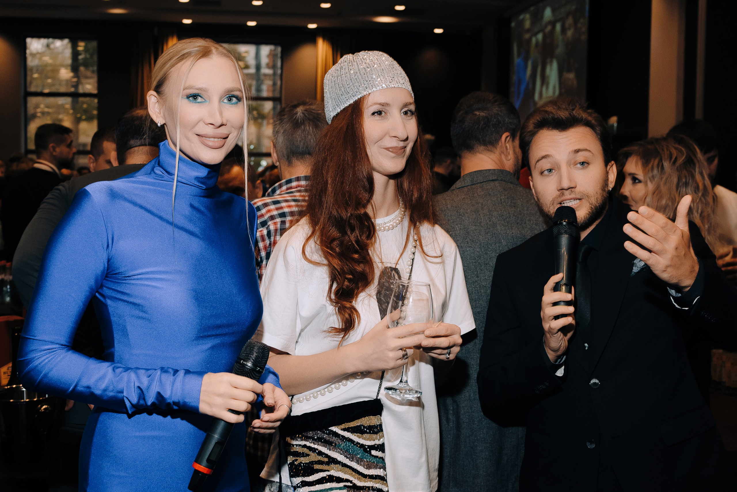 ФЕСТИВАЛЬ ВИНА И КРЕПКИХ НАПИТКОВ МАВТ-ВИНОТЕКА. Репортажный фотограф Зуев Роман г. Челябинск