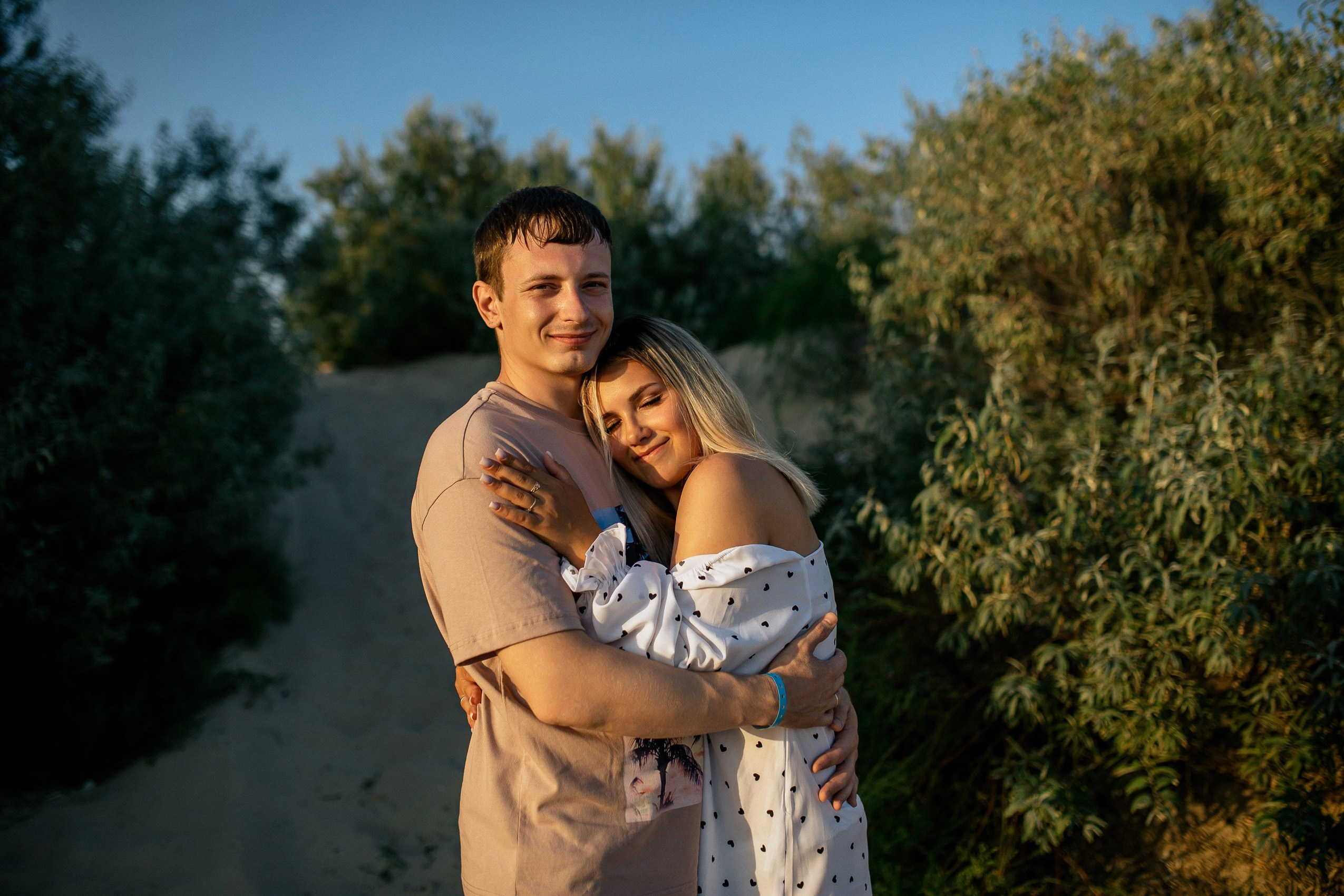 Фотосессия лавстори в дюнах Джемете