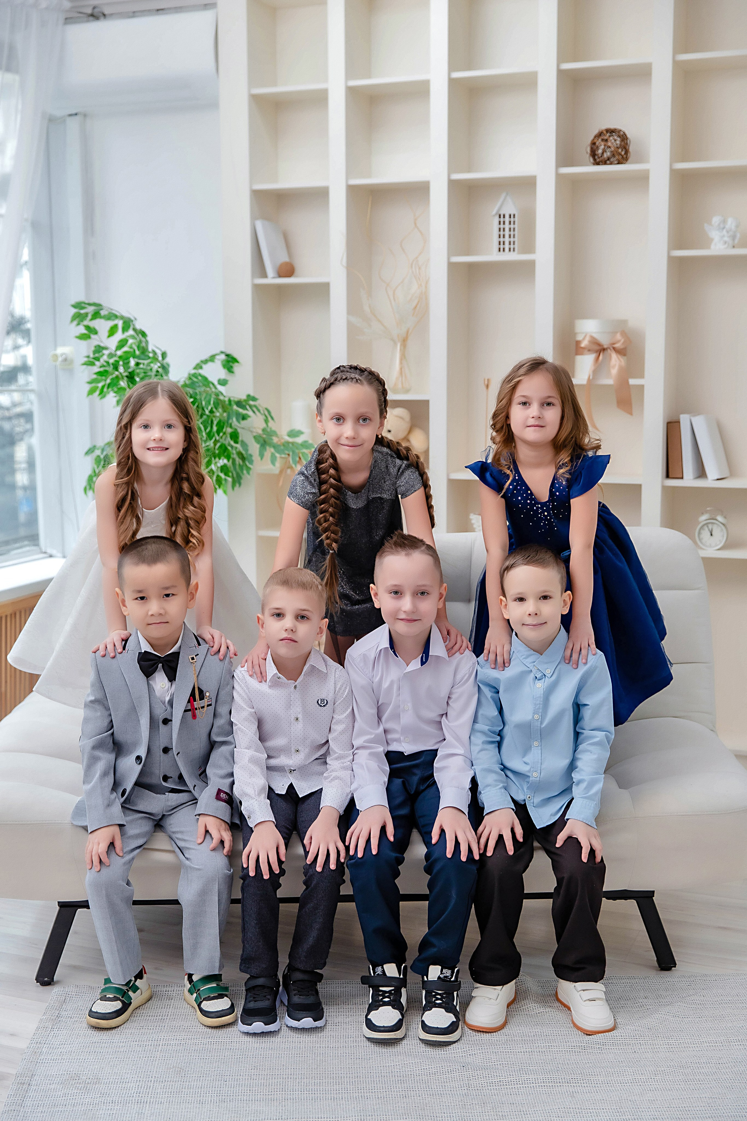 Выпускные (школьные) альбомы (книги) в Ростове-на-Дону. Современные Выпускные Альбомы в Ростове-на-Дону