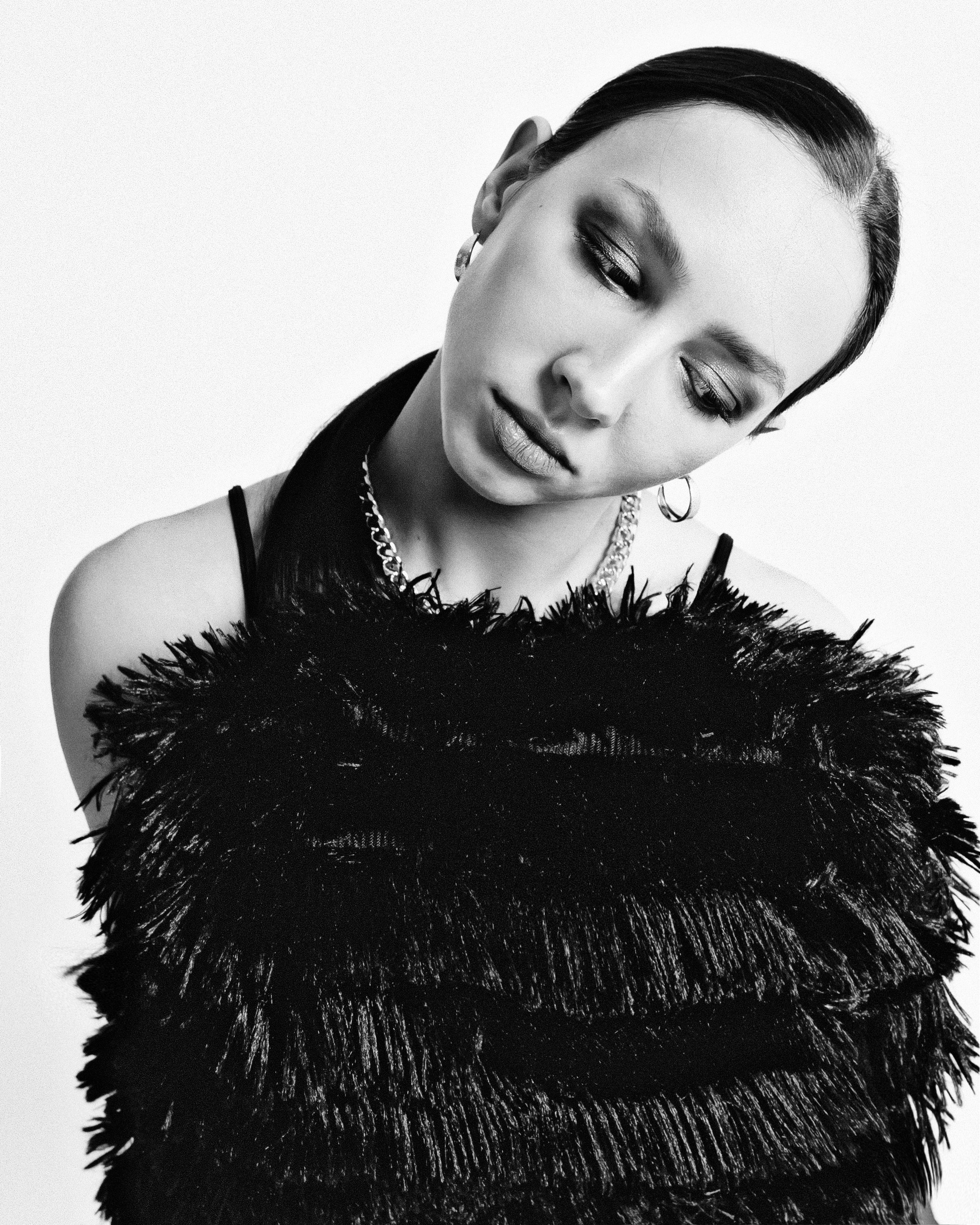 Спасибо за проявленный интерес к моему творчеству! Меня зовут Россохат