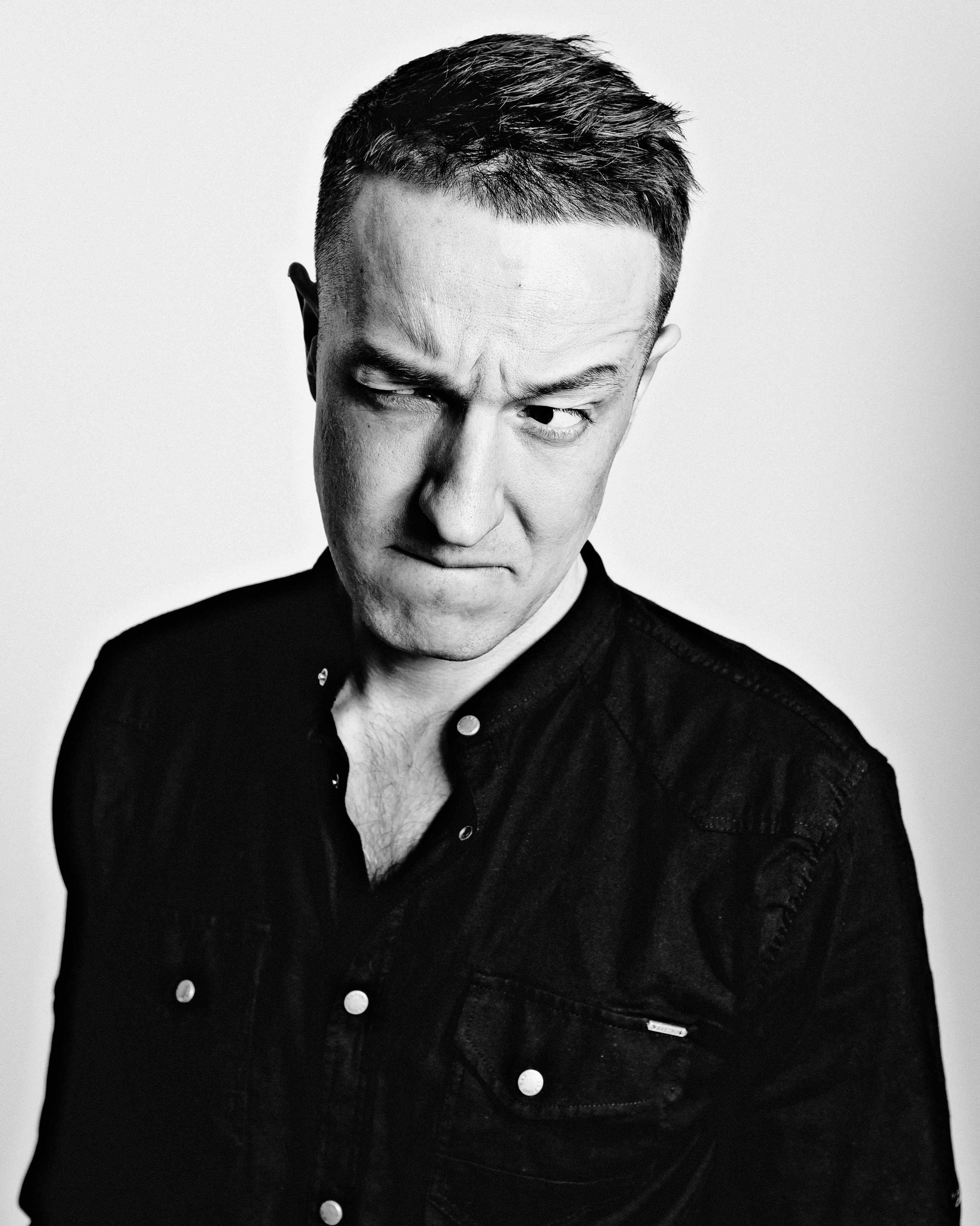 Спасибо за проявленный интерес к моему творчеству! Меня зовут Россохат