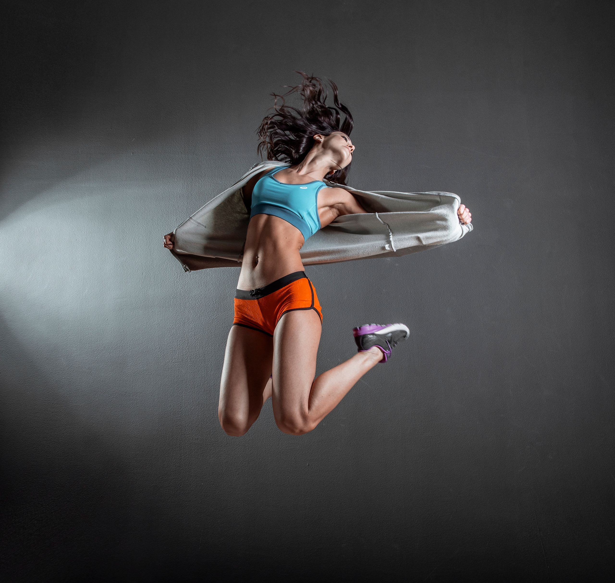 Спасибо за проявленный интерес к моему творчеству! Меня зовут Россохат