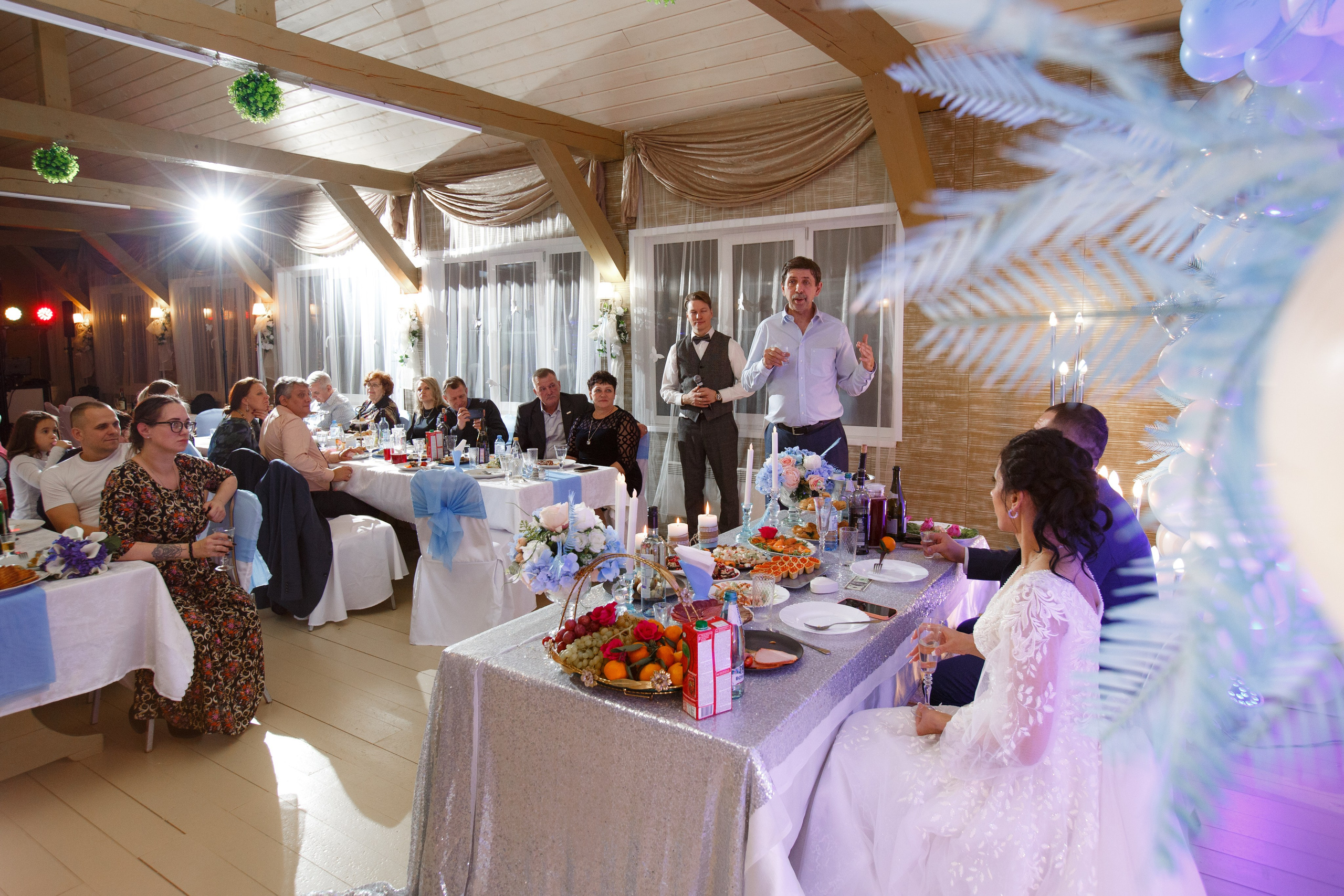 Максим и Виктория. Репортажный Фотограф в Москве Юра Гушан