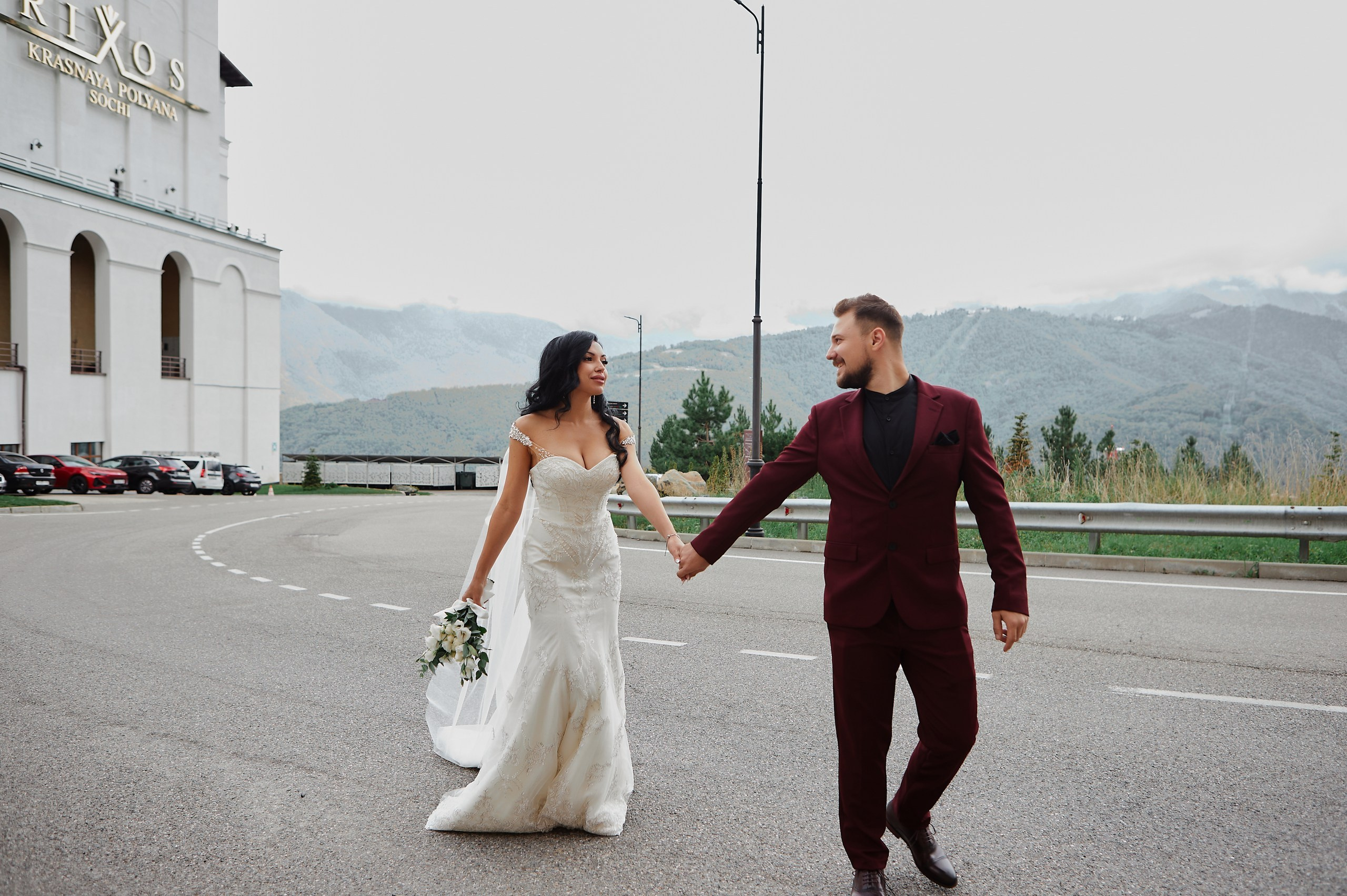 Денис и Марина Красная поляна. Свадебный и семейный фотограф в Сочи-Красной поляне Ларионова Анна